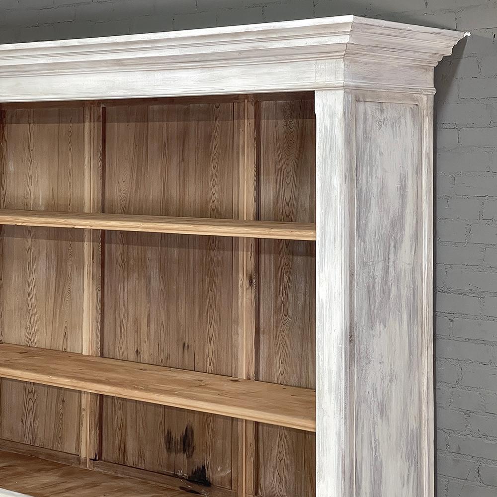 19th Century Grand French Neoclassical Bookcase in Whitewashed Pine For Sale 9