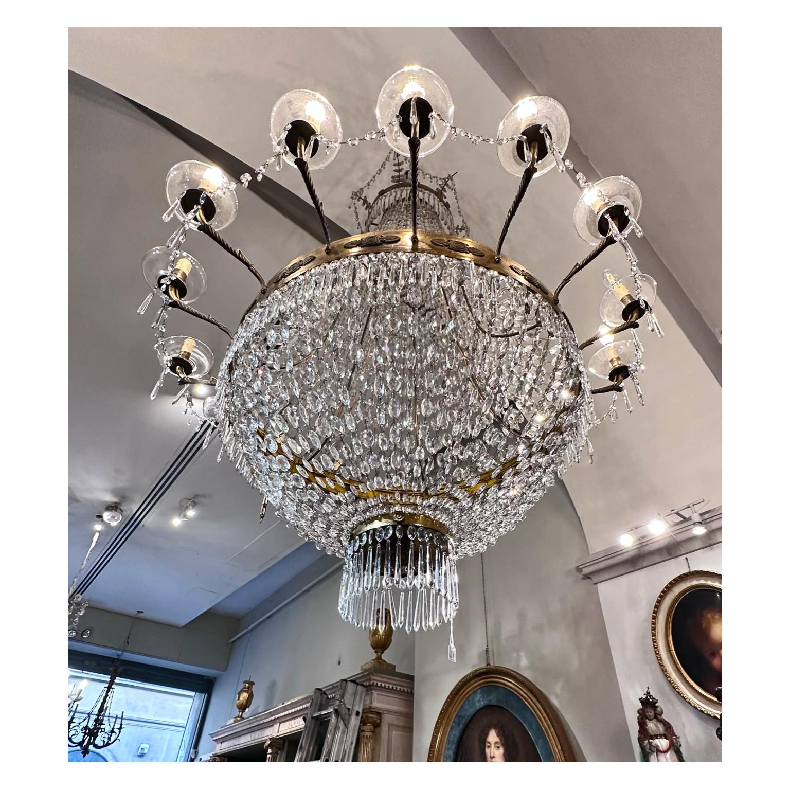 19th Century Grand-Imperial Italian Chandelier  For Sale 7