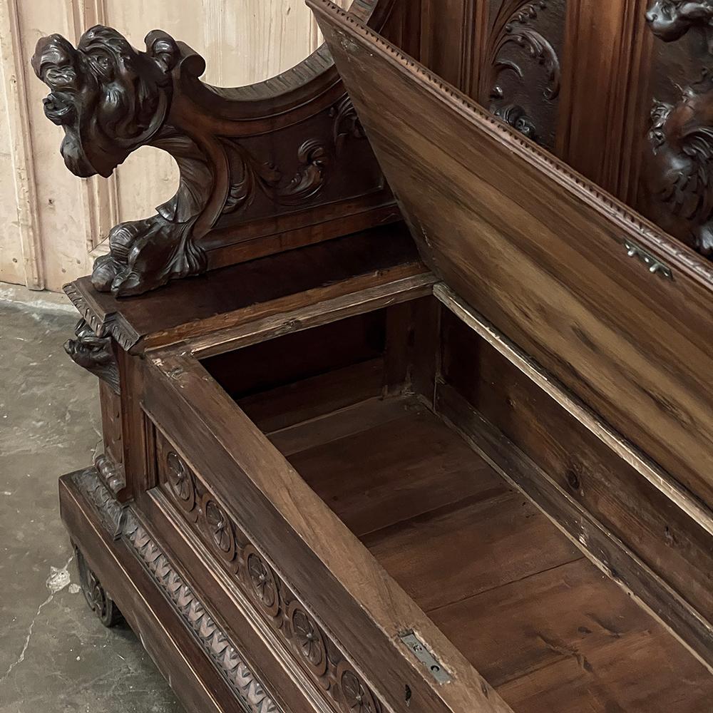 19th Century Grand Italian Renaissance Walnut Hall Bench For Sale 1