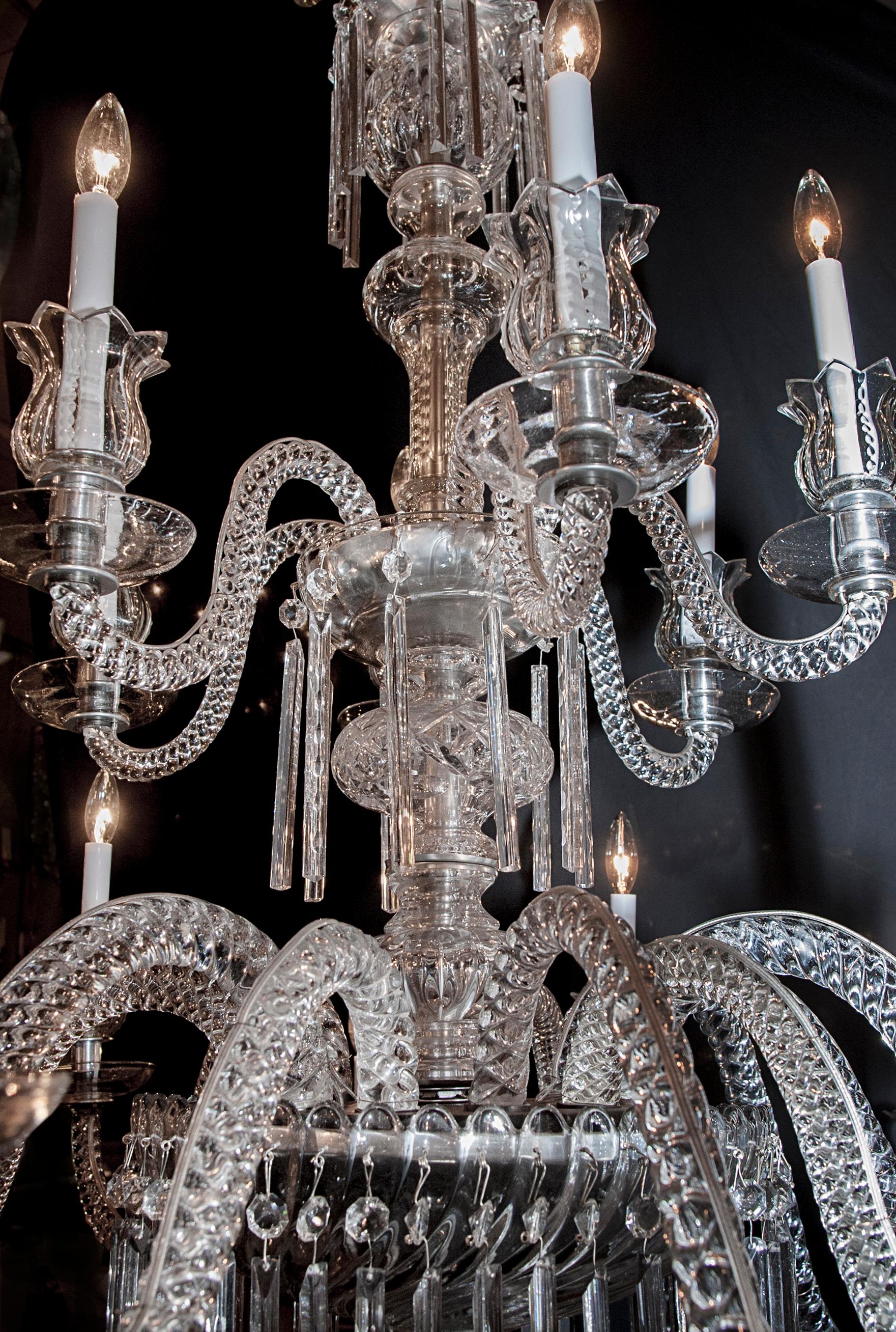 Lampadario di cristallo Baccarat Grand Louis XV del XIX secolo in vendita 2