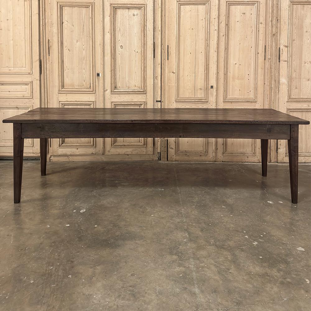 19th Century Grand Rustic Country French Banquet Table In Good Condition For Sale In Dallas, TX