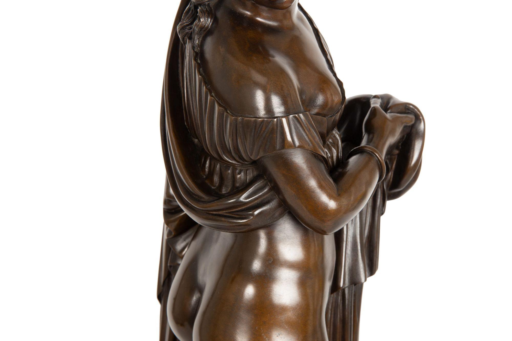 19th Century Grand Tour Bronze Sculpture “Callipygian Venus” of Antiquity For Sale 9