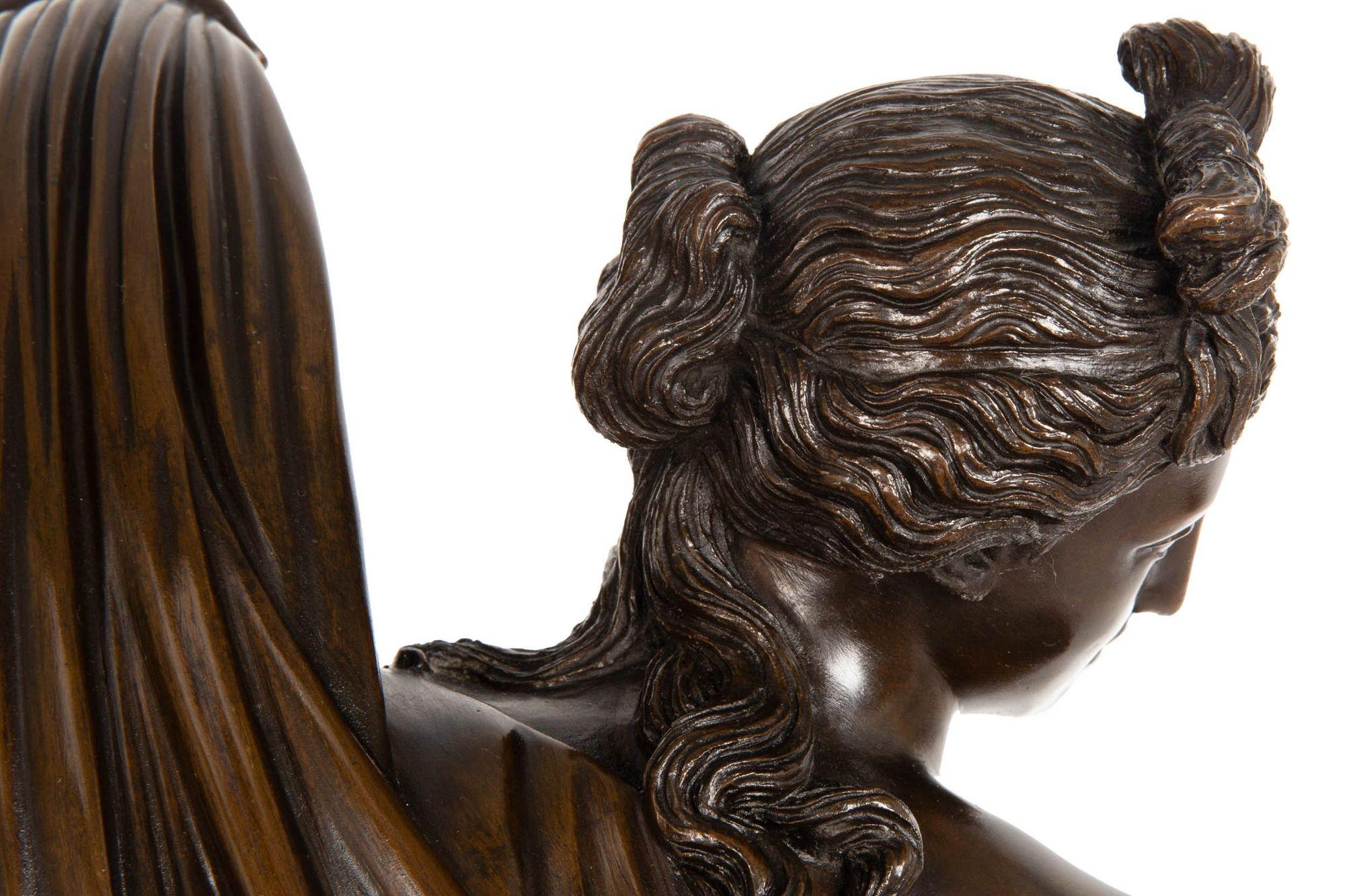 19th Century Grand Tour Bronze Sculpture “Callipygian Venus” of Antiquity For Sale 15