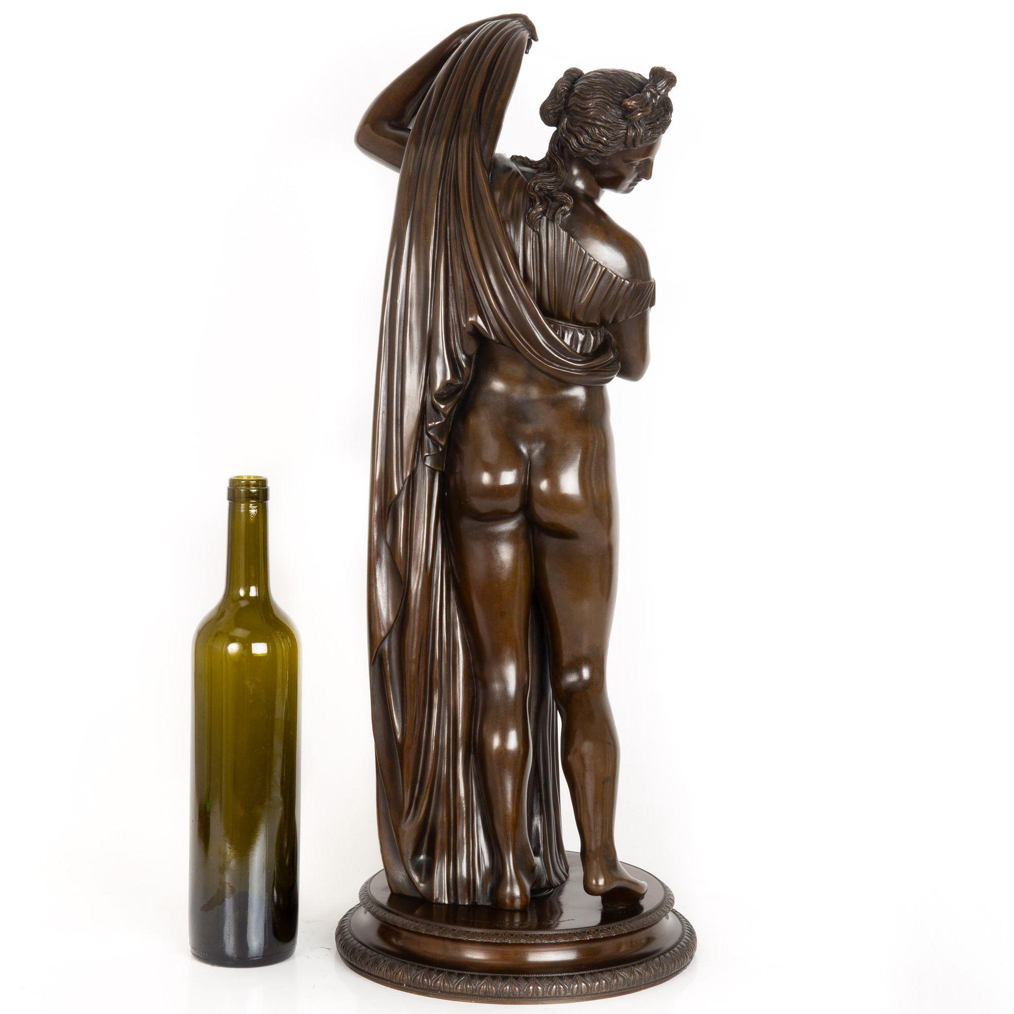 19th Century Grand Tour Bronze Sculpture “Callipygian Venus” of Antiquity For Sale 1