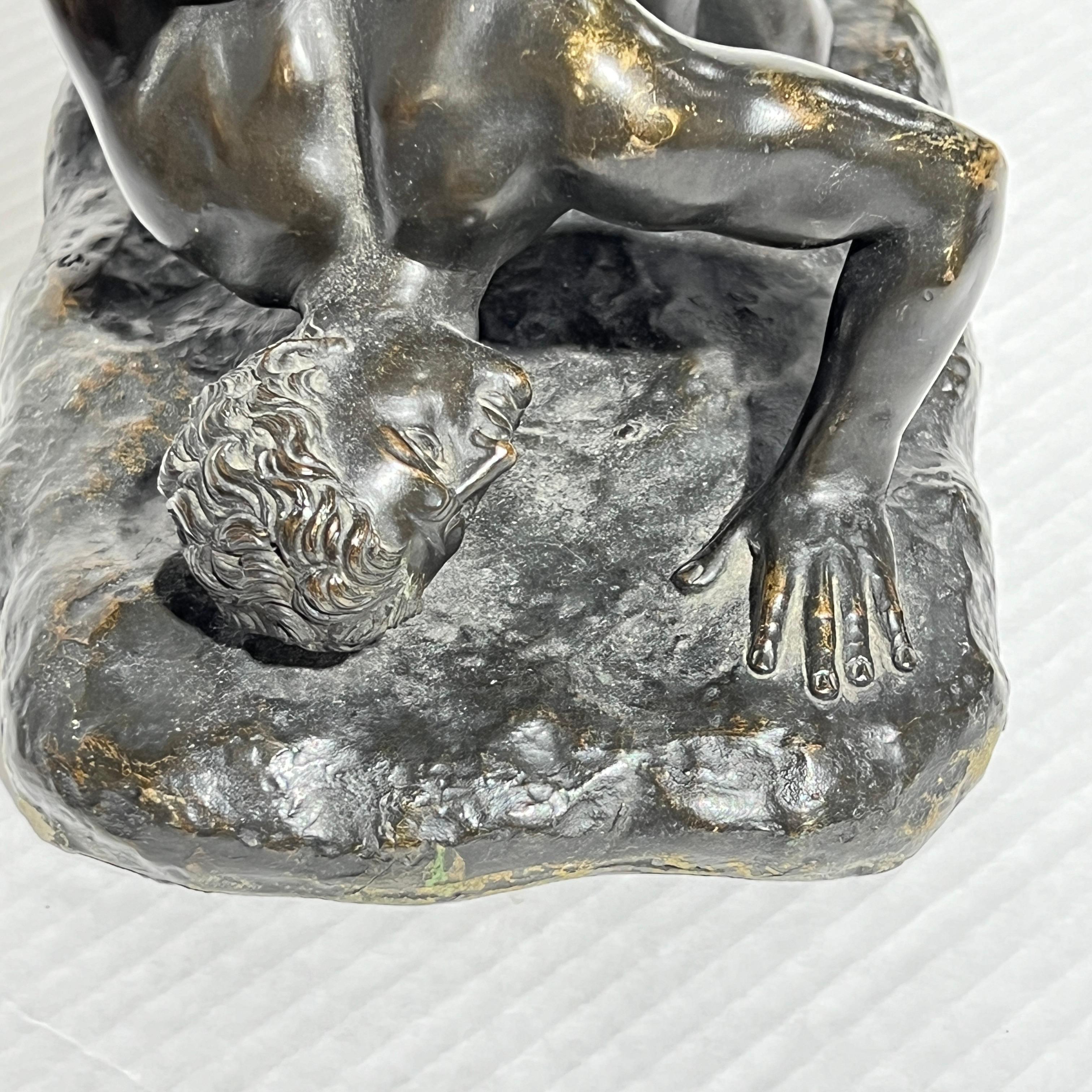 19th Century Grand Tour Bronze Sculpture of Greek Wrestlers 7