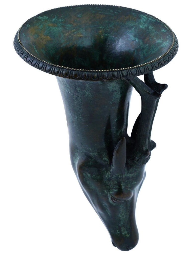 Sculpture de cerf en bronze de style victorien français du 19ème siècle En vente sur Sculpture de cerf en bronze de style victorien français du 19ème siècle En vente sur
