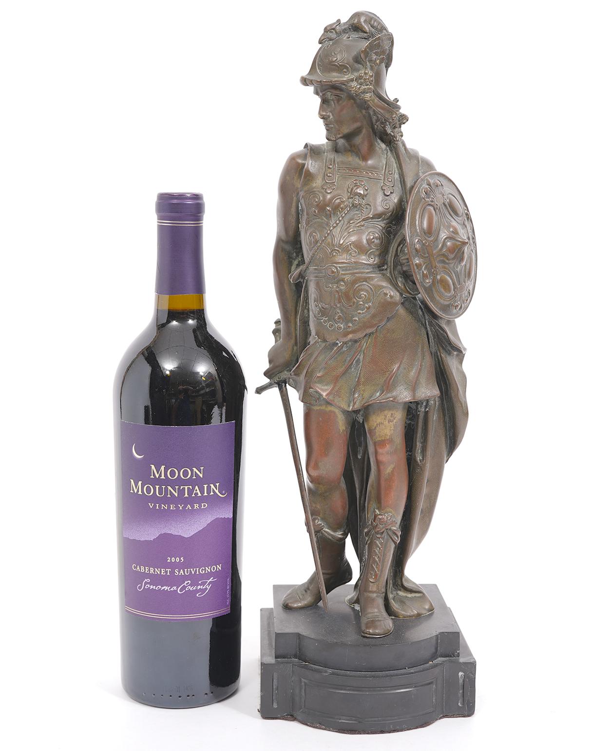 19th Century Grand Tour Bronze Warrior Mounted on Marble Base 16 Inches Tall en vente 2