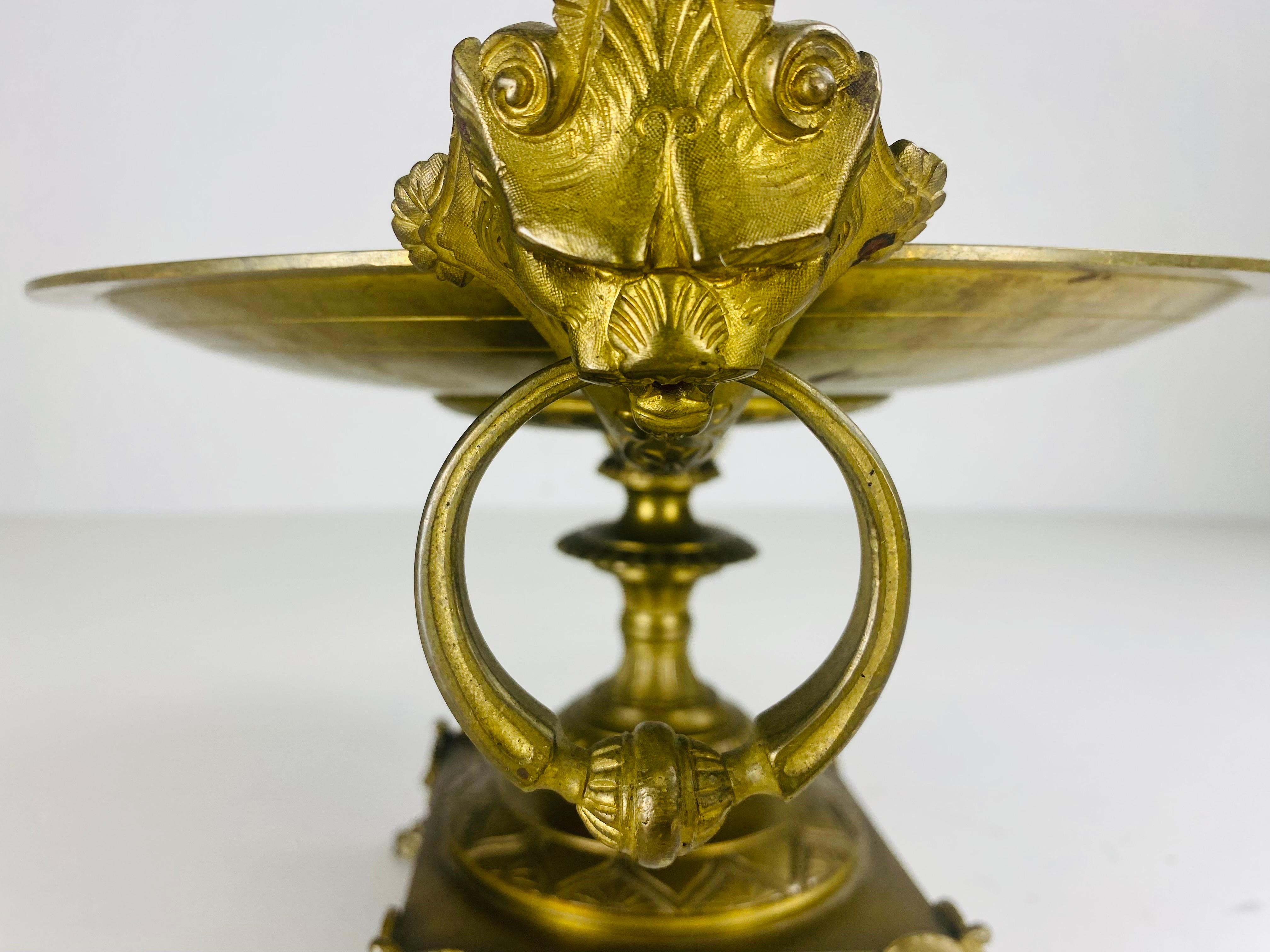 Compotier en bronze italien classique du 19e siècle du Grand Tour en vente 4