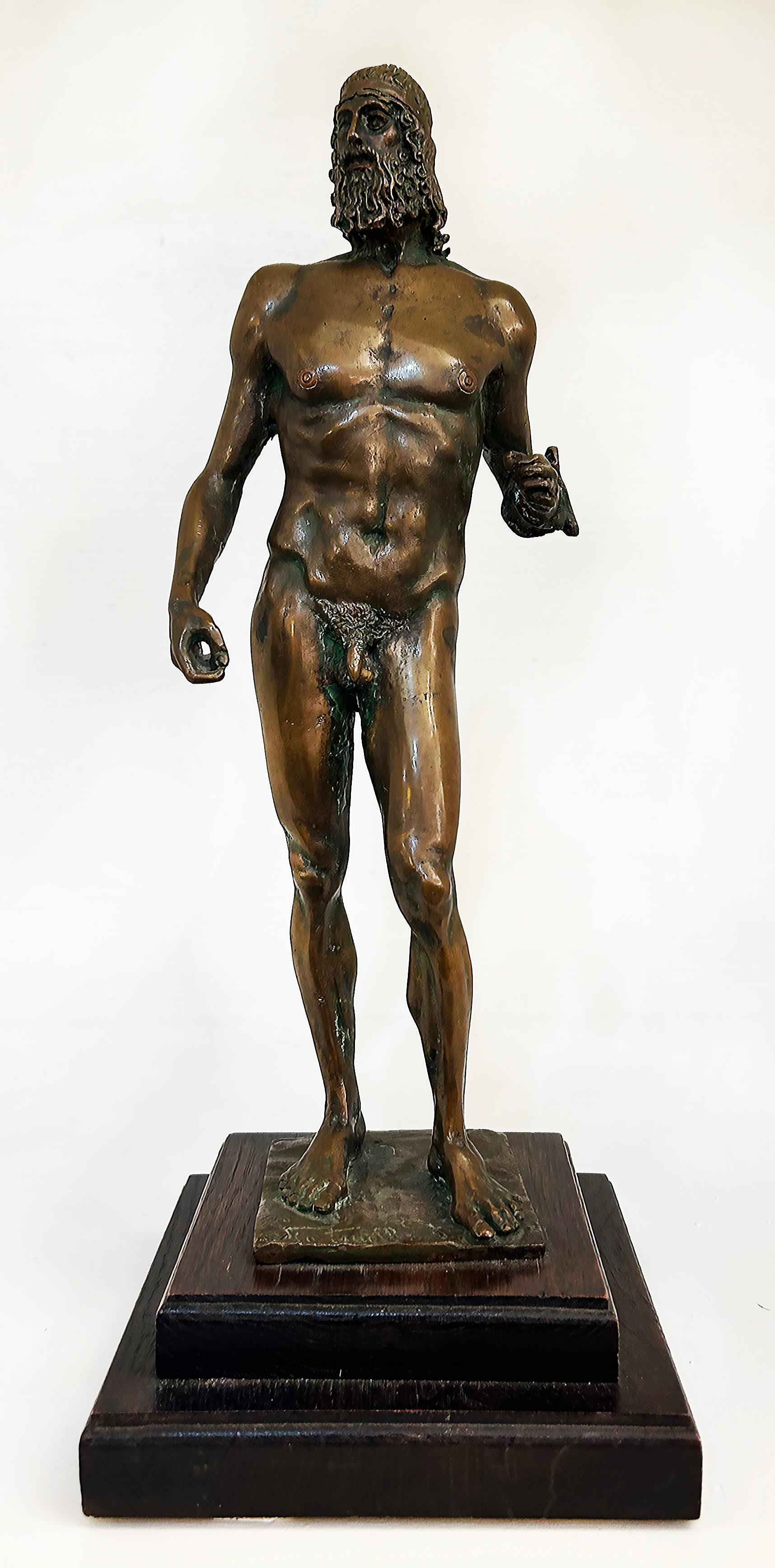 Patinated 1980s Italian Bronze Riace Warrior Sculpture Statue Signed Pintoneilo For Sale