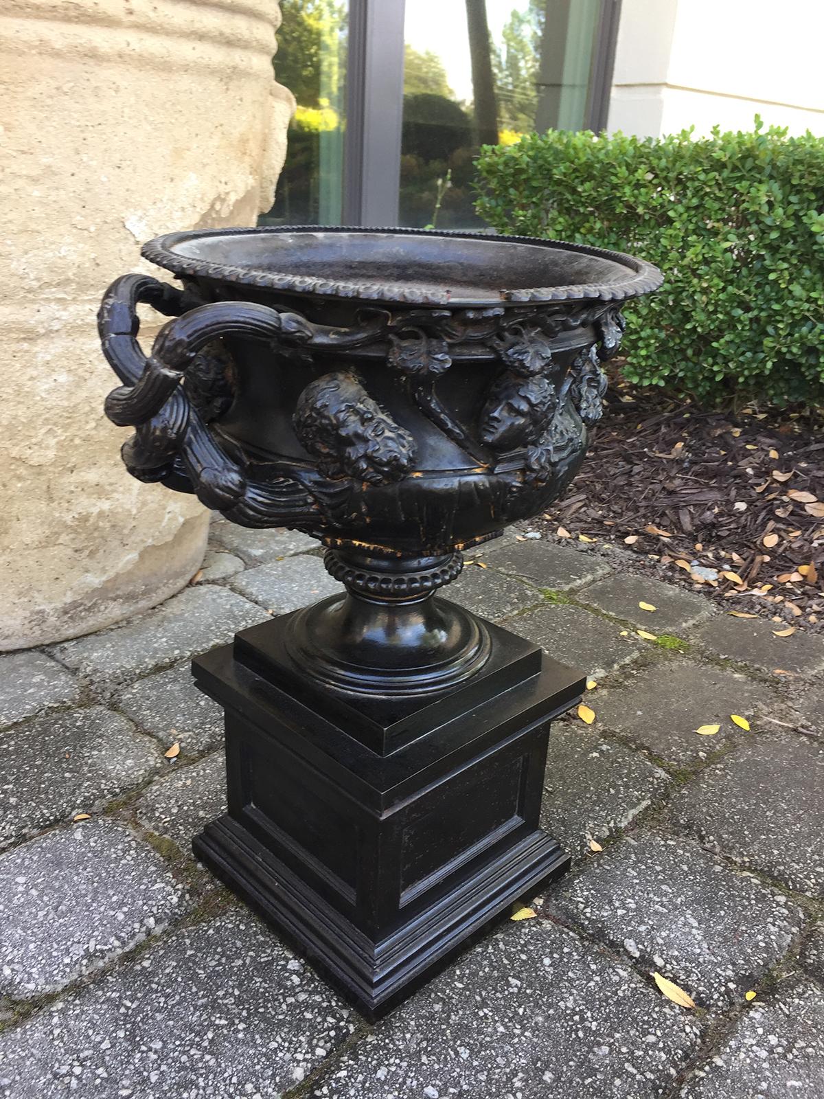 19th Century Grand Tour Italian Bronze Urn in the Style of Warwick For Sale 5