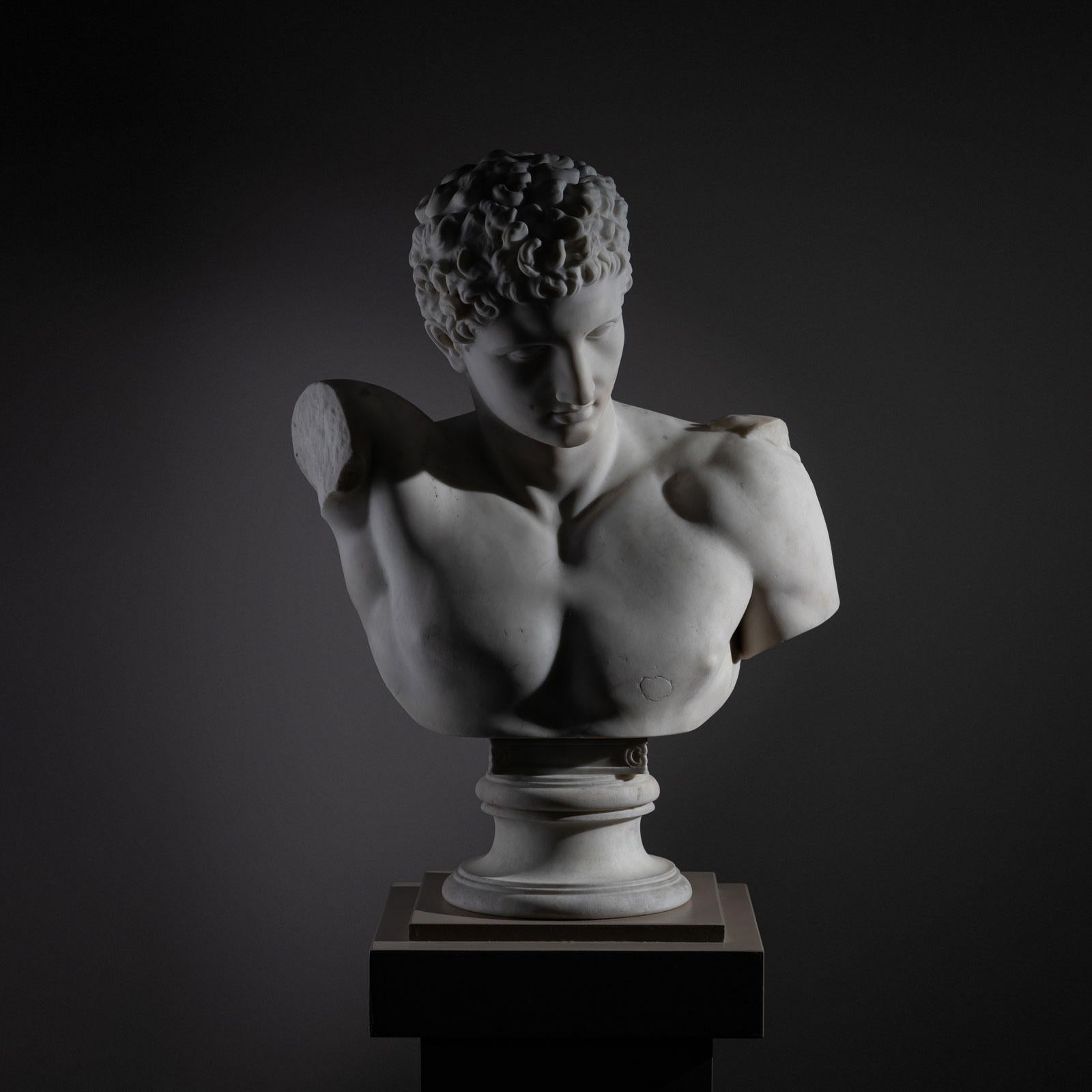 Busto de mármol de Hermes de Olimpia del siglo XIX, Italia Italiano en venta