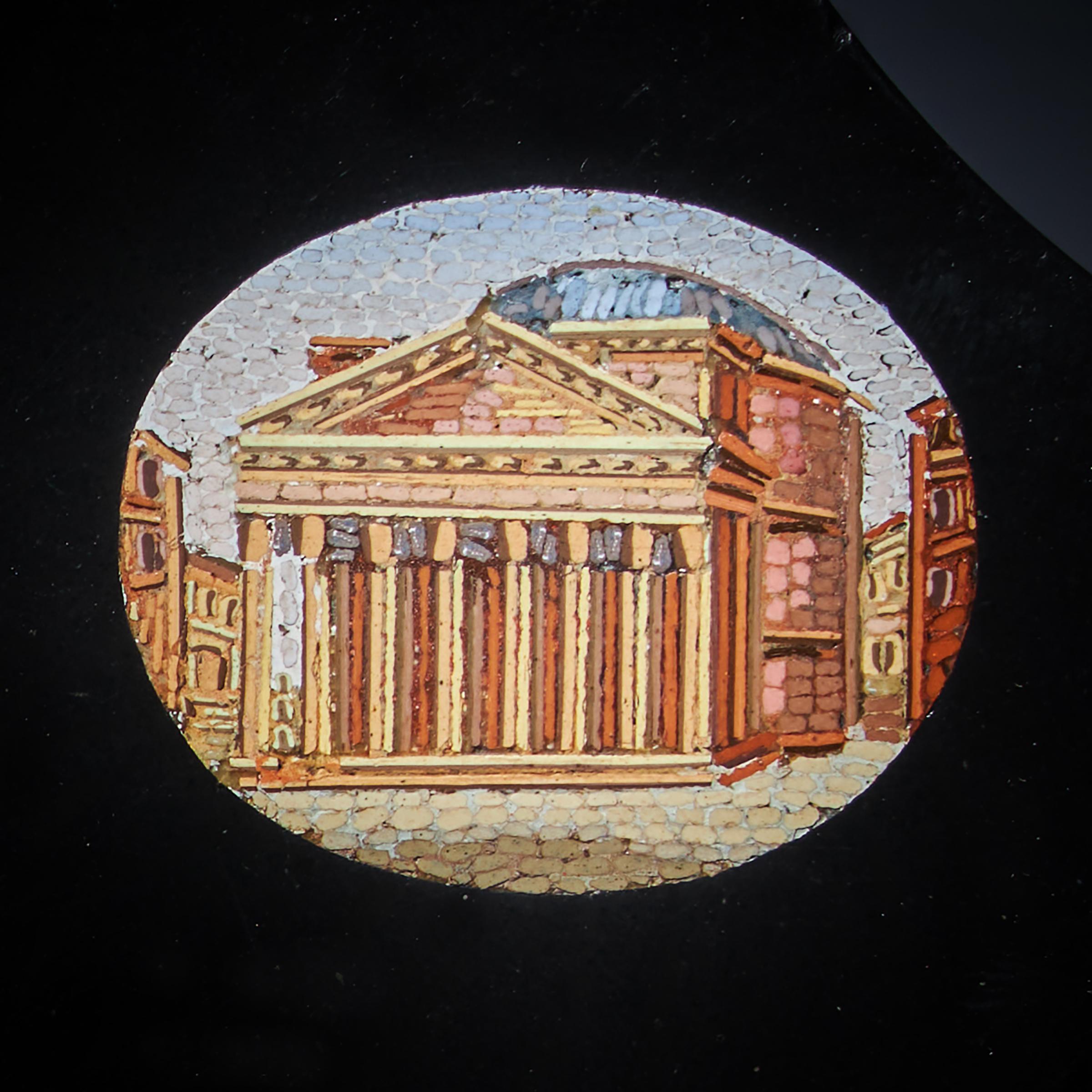 Grand Tour Micro Mosaik-Tablett aus dem 19. Jahrhundert, das italienische Architektur darstellt (Italienisch) im Angebot