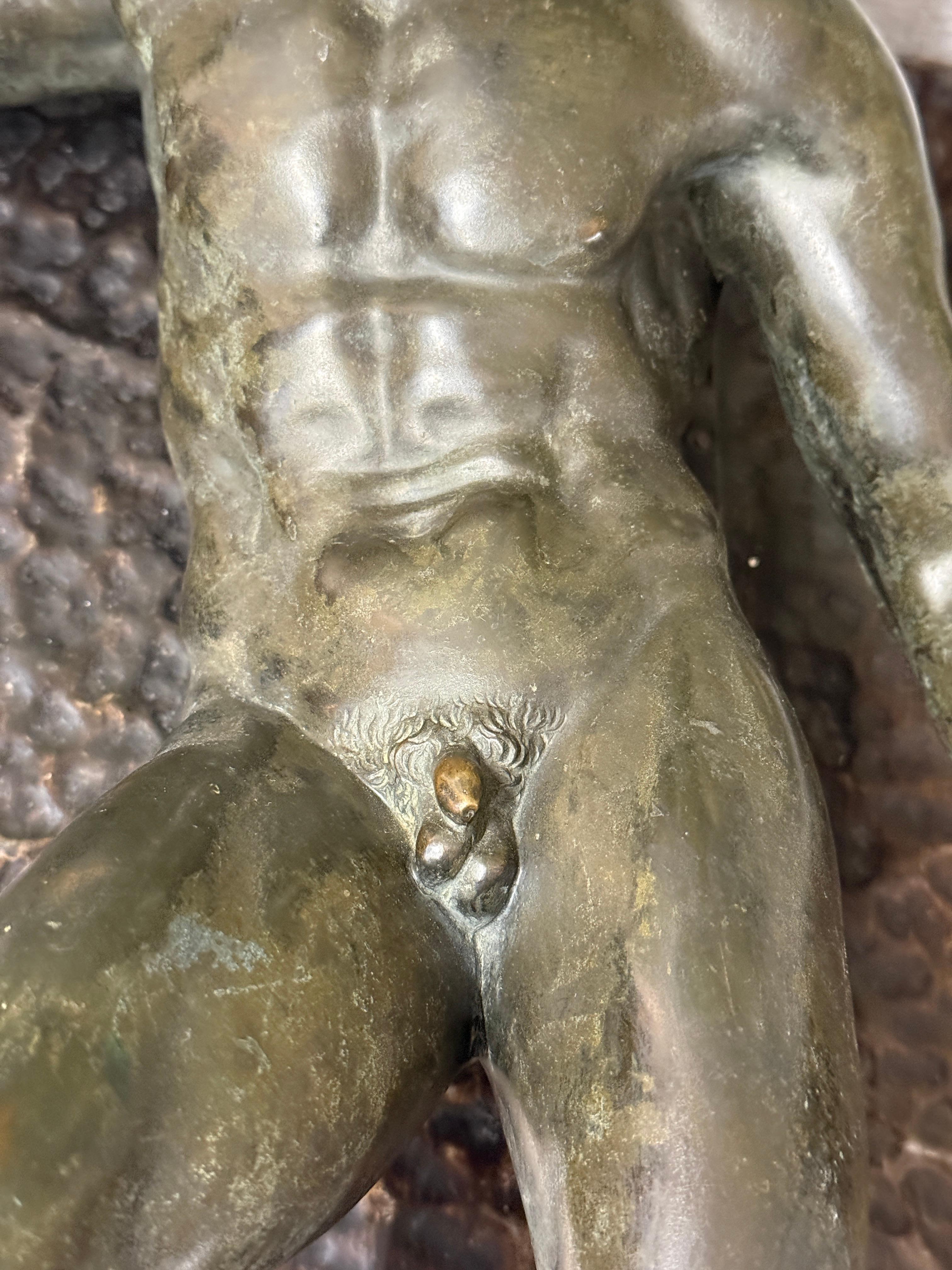 19th Century Grand Tour Neo Classical Bronze of Dancing Faun with Cymbals im Angebot 11