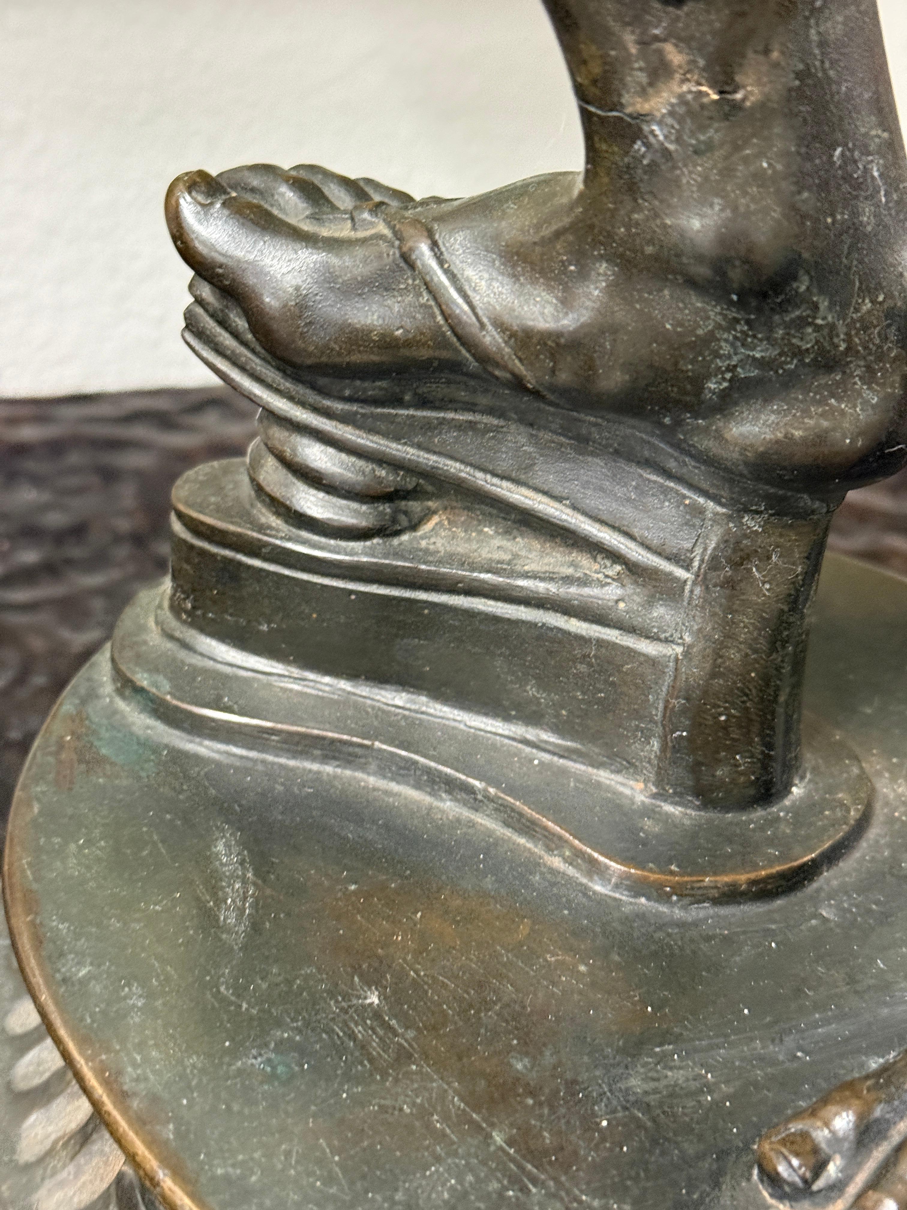 19th Century Grand Tour Neo Classical Bronze of Dancing Faun with Cymbals im Zustand „Starke Gebrauchsspuren“ im Angebot in Palm Springs, CA