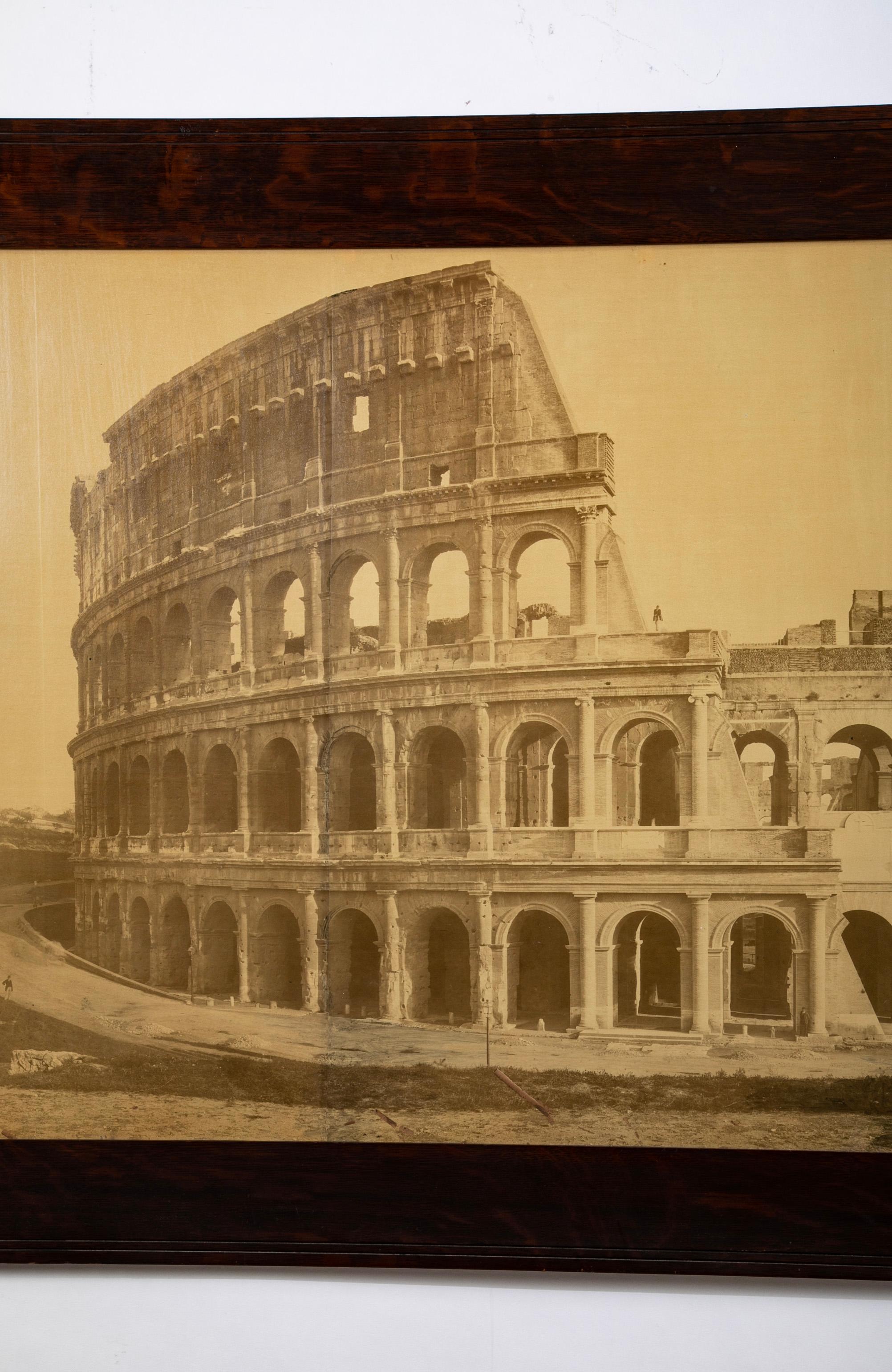 italien Photo du 19ème siècle du Colisée romain, grande échelle de 68 pouces de large. en vente