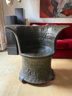 Grand Tour Thron des 19. Jahrhunderts aus patinierter Terrakotta Mythologische Reliefs