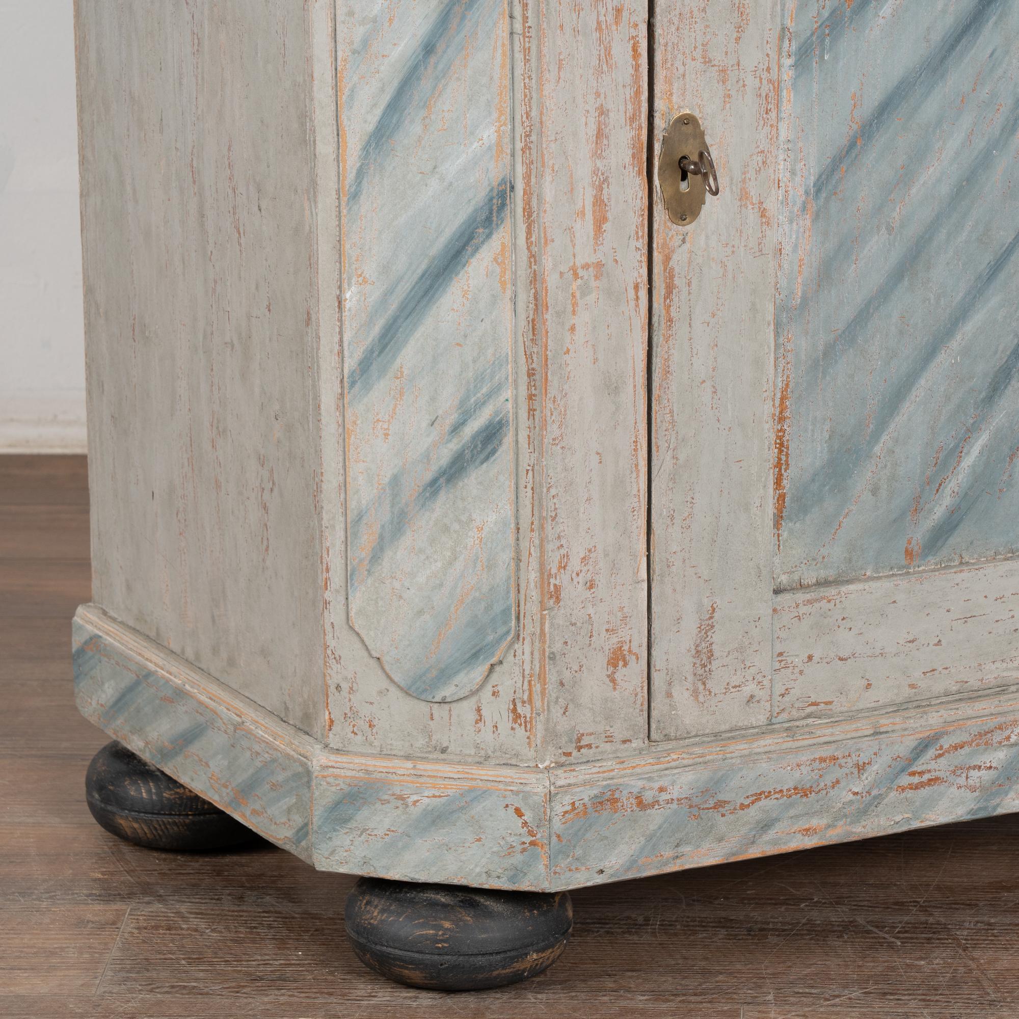 19th Century Gray Painted Pine Swedish Sideboard 6