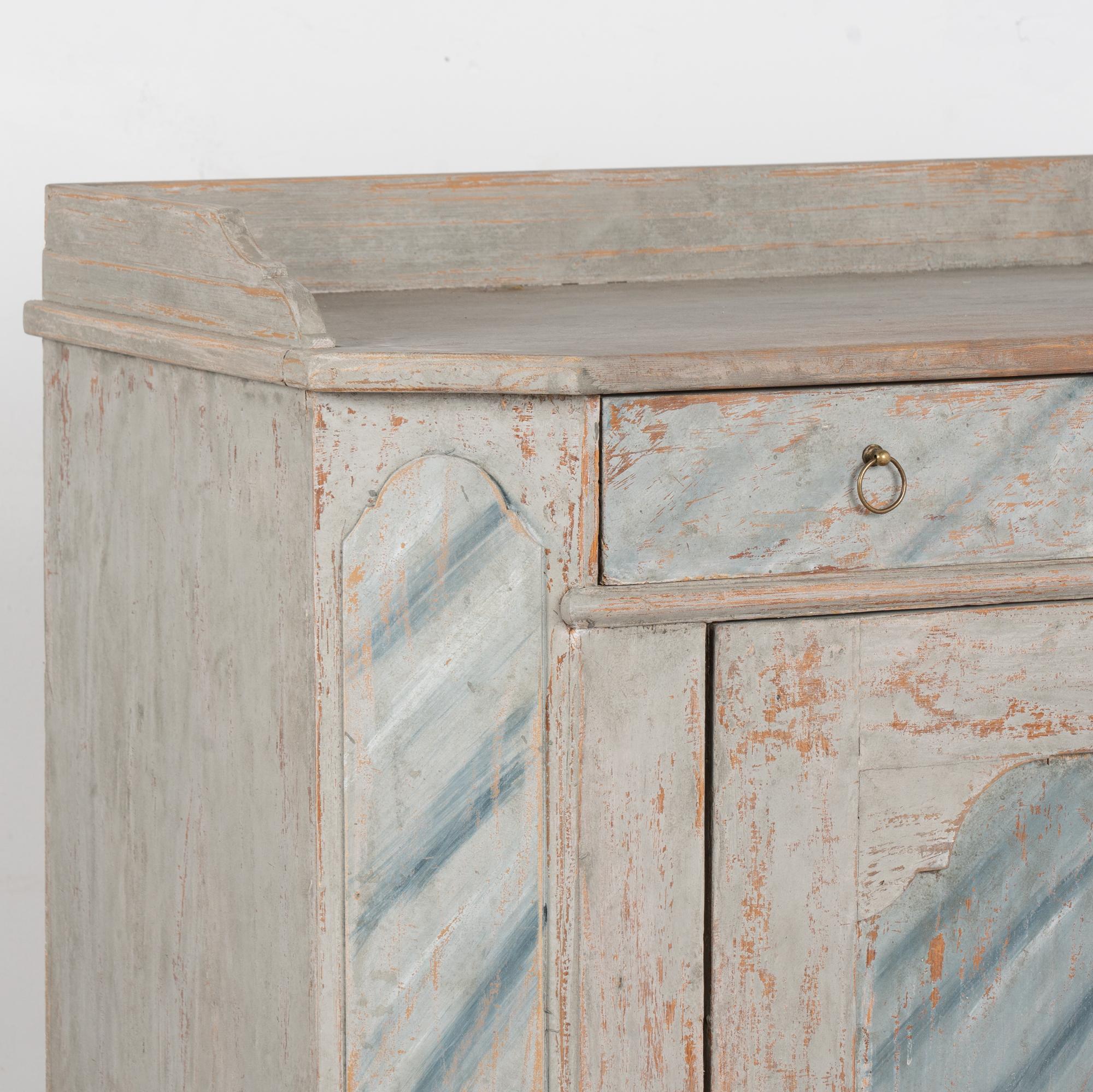 19th Century Gray Painted Pine Swedish Sideboard 2