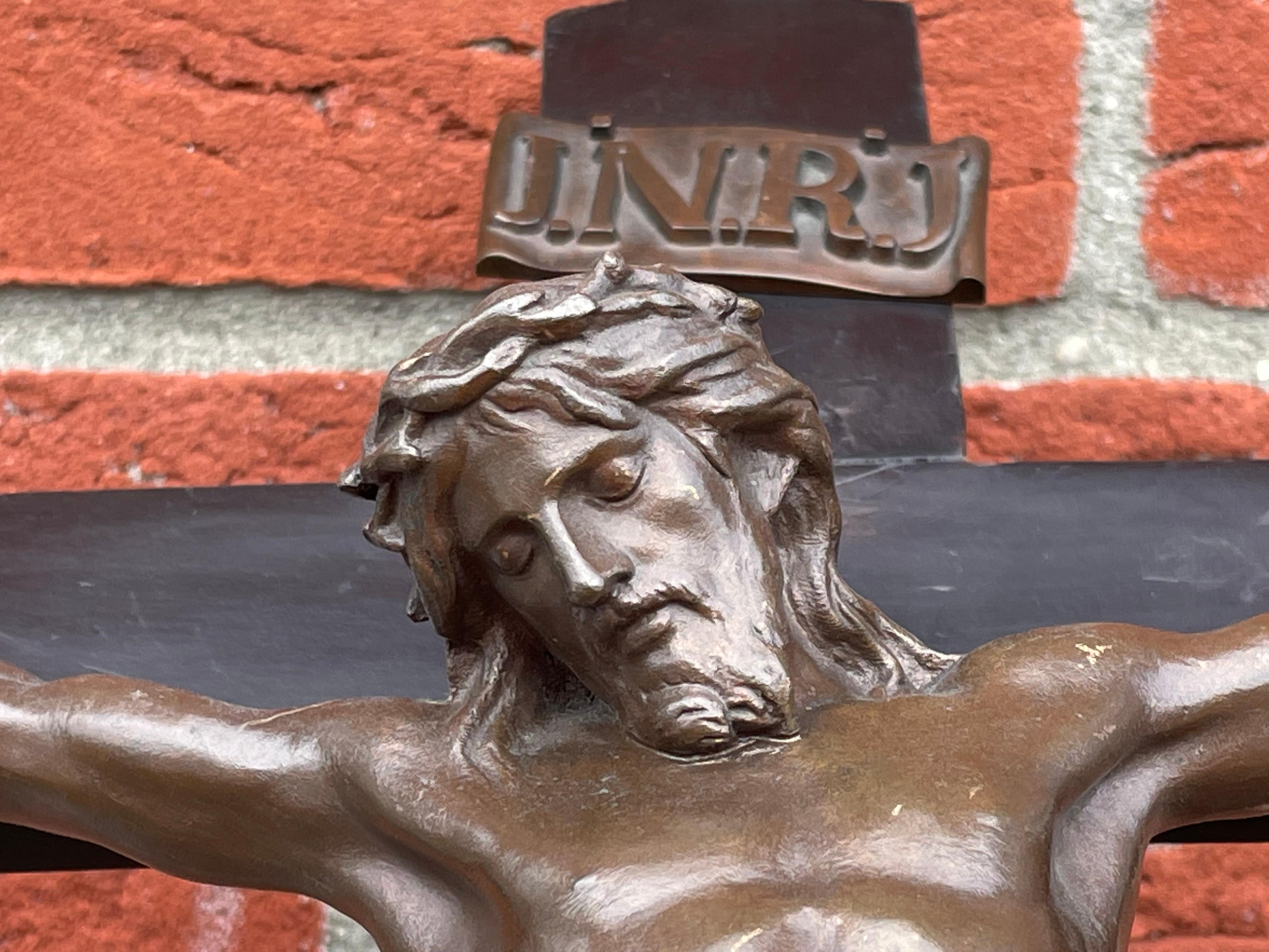 Patinated 19th Century Great Quality Bronze Wall Crucifix Attributed to F. Barbedienne