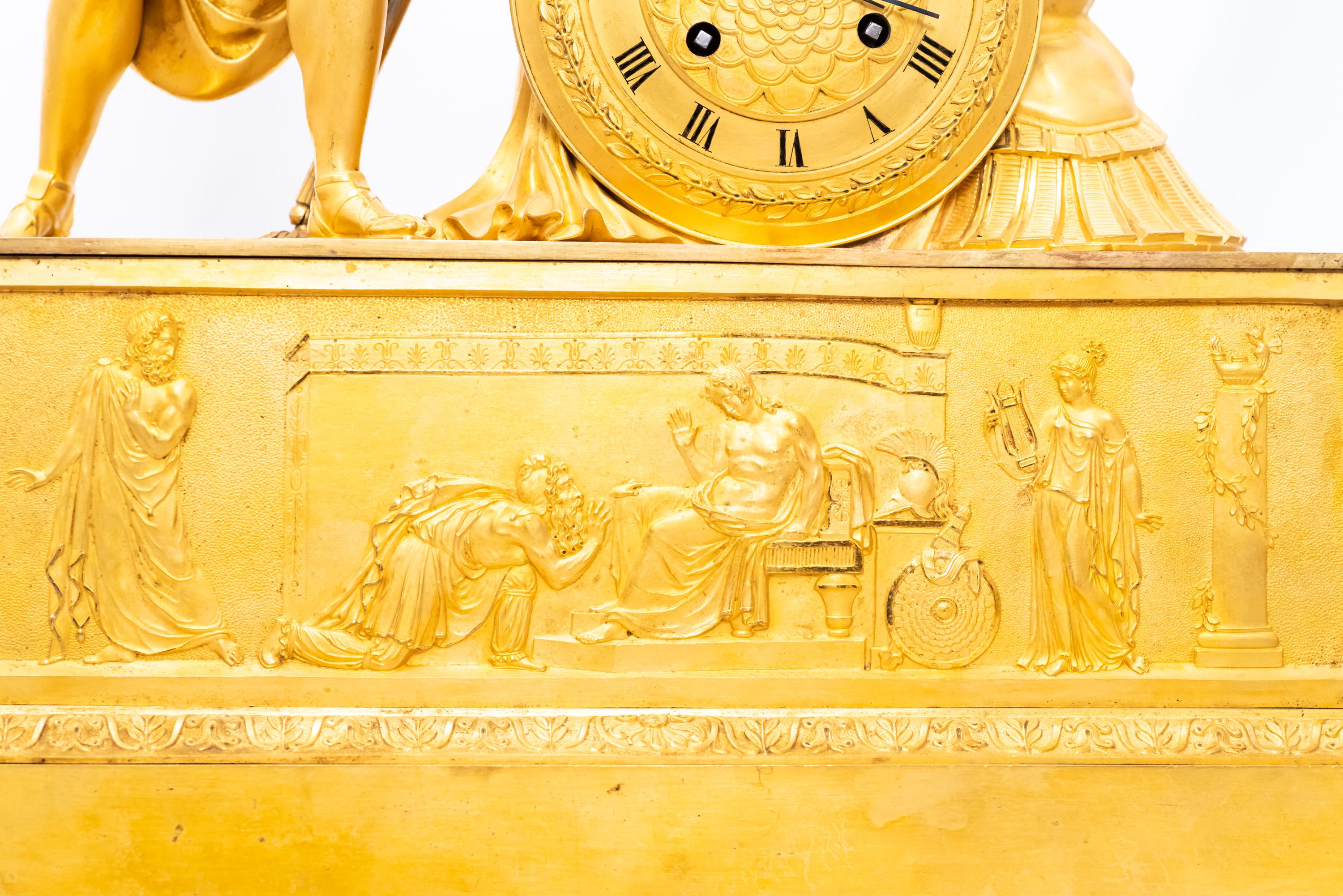 Horloge de soldat grec du 19e siècle en bronze doré en vente 4