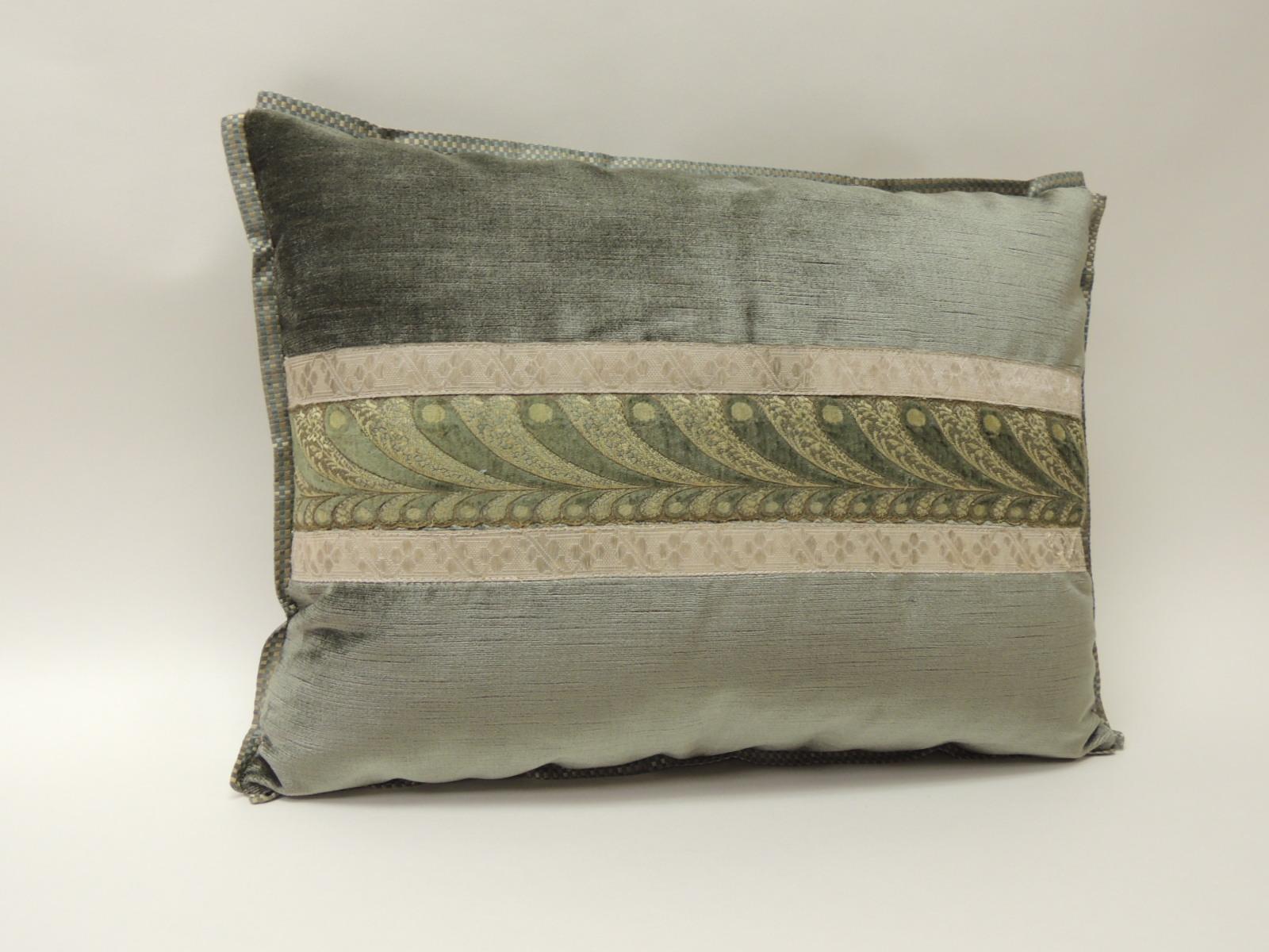 19th century green and silver antique velvet ribbon decorative bolster pillow
19th century green and silver decorative bolster pillow with antique ribbon. Decorative bolster pillow embellished with an antique woven and embroidery velvet French