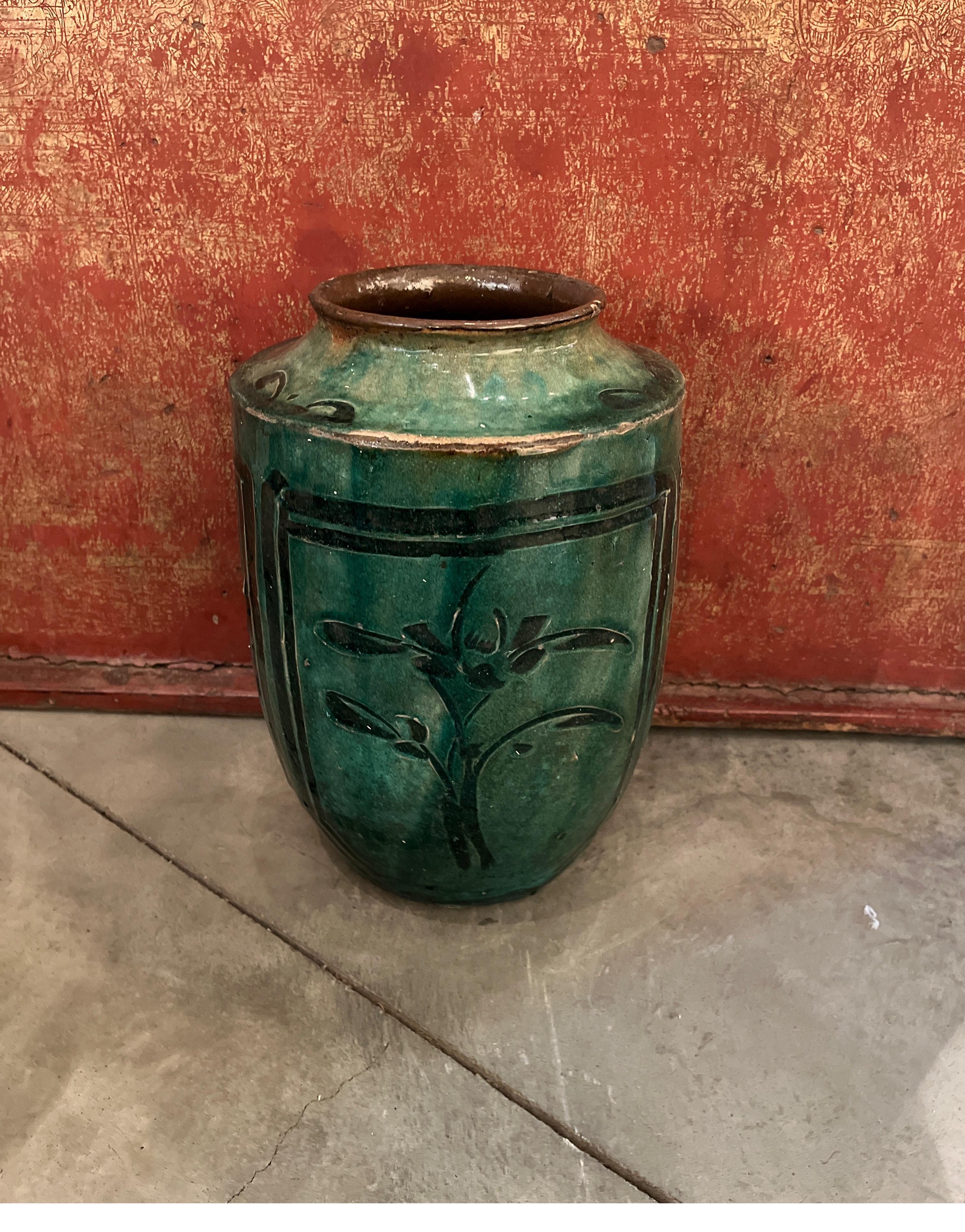 19th Century Green Glazed Food Jar with Hand Painted Floral Images In Good Condition For Sale In New York, NY