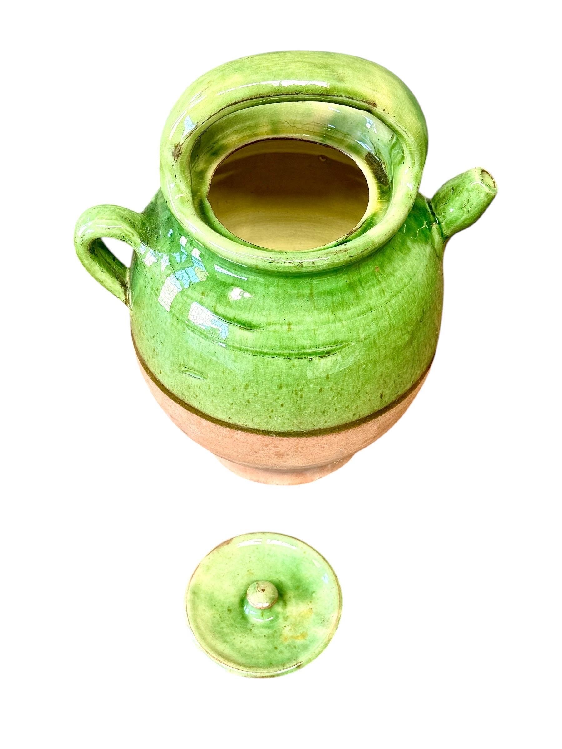 Jarre à eau provençale à glaçure verte du 19e siècle avec couvercle Bon état - En vente à LA CIOTAT, FR