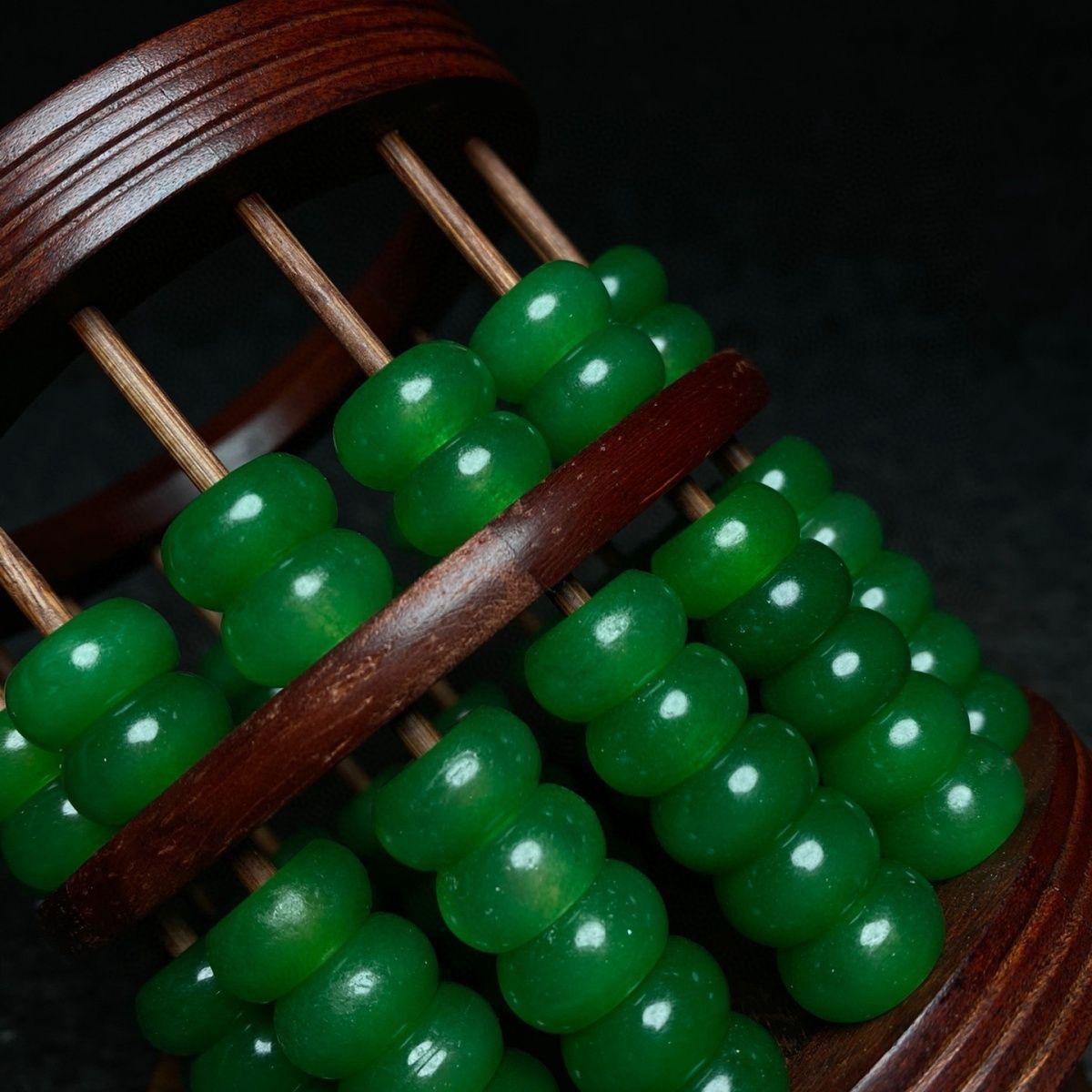 19th Century Green Jade Beads Wood Carving Pen Box For Sale 6
