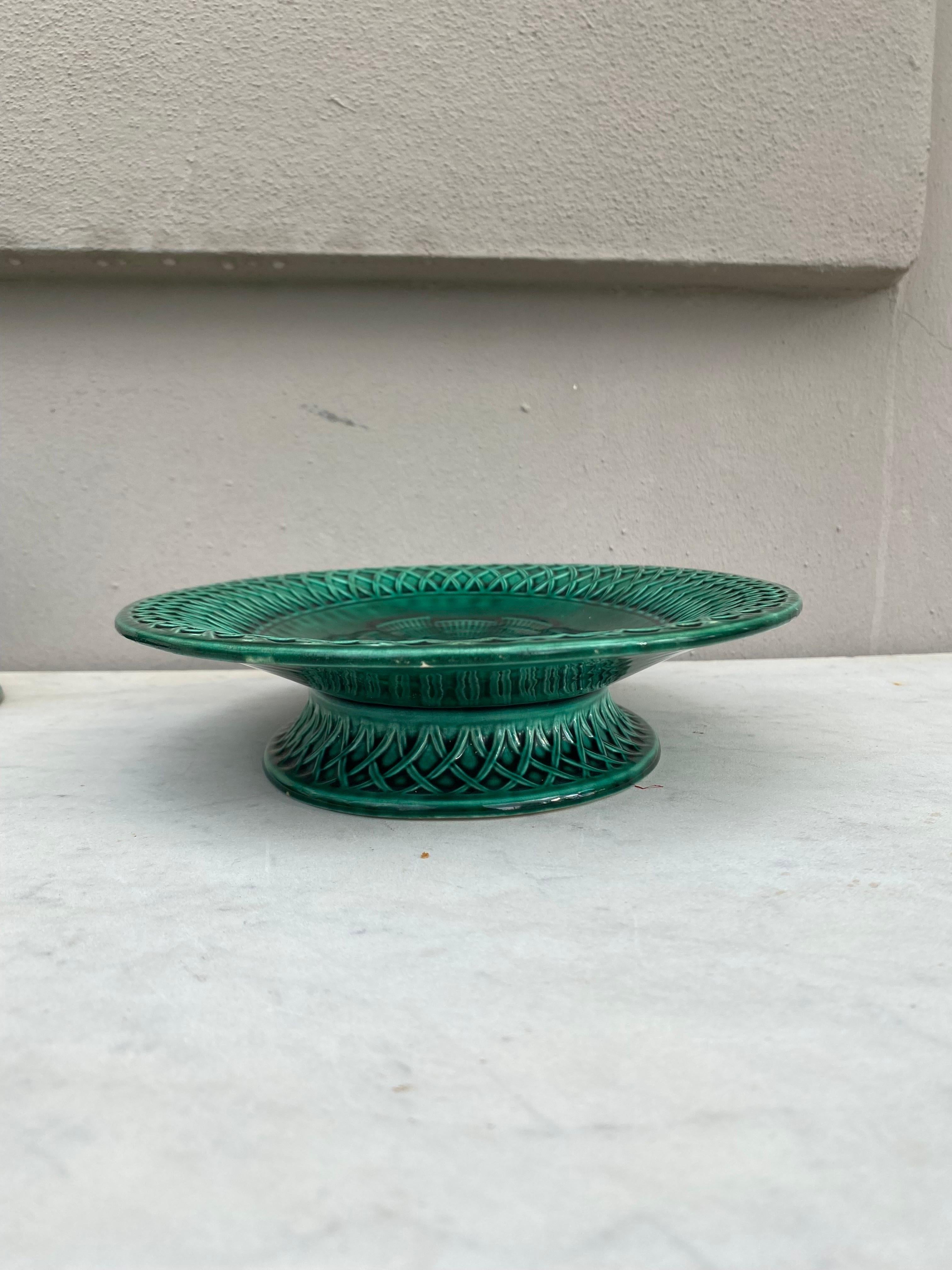 English 19th Century Green Majolica Cake Stand Minton For Sale