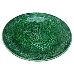 19th Century Green Majolica Leaves Plate Wedgwood