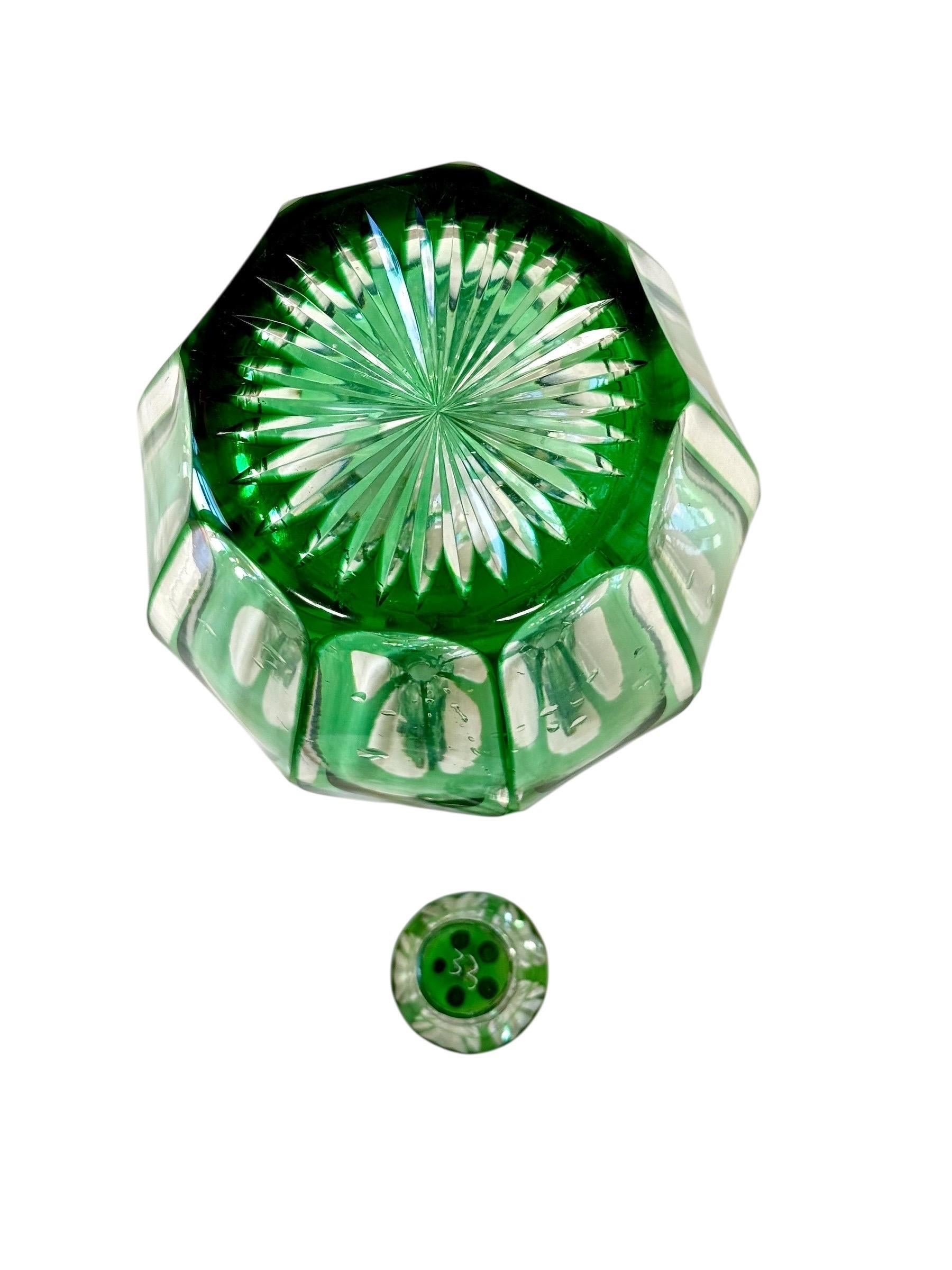 19th Century Green Overlay Crystal Decanter with Faceted Handle For Sale 3
