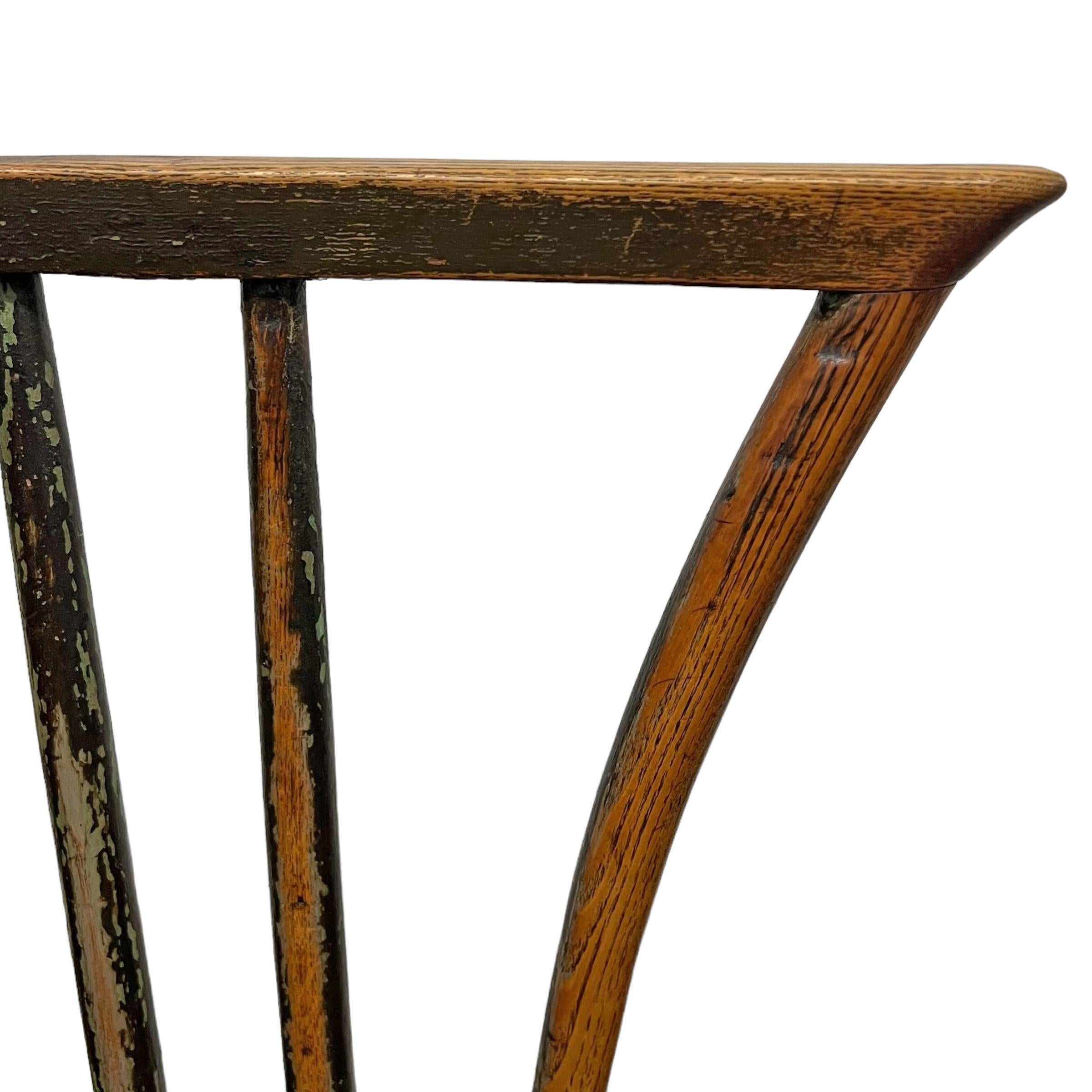 Chaise Windsor du 19ème siècle à dossier bas peint en vert en vente 4