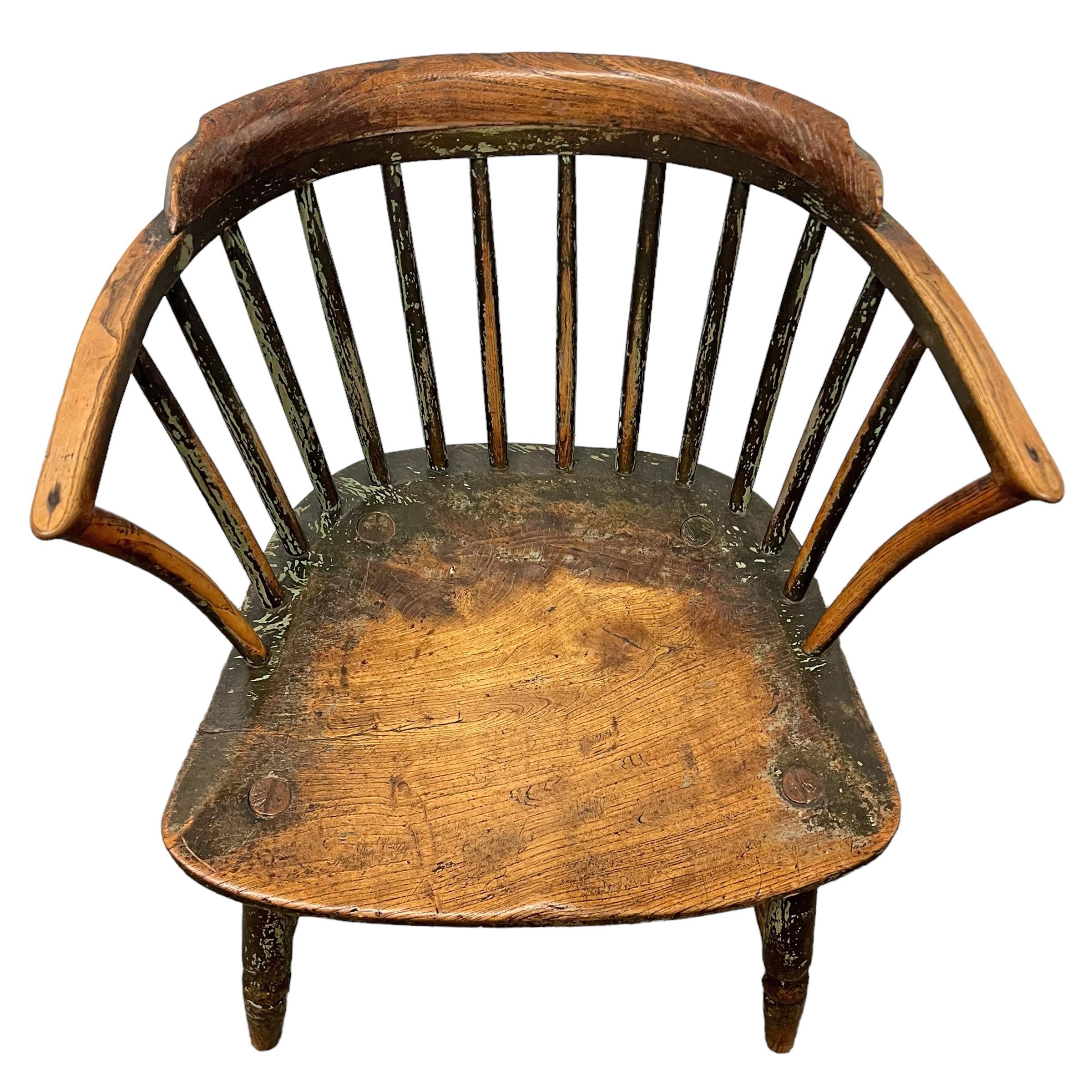 Chaise Windsor du 19ème siècle à dossier bas peint en vert Bon état - En vente à Chicago, IL
