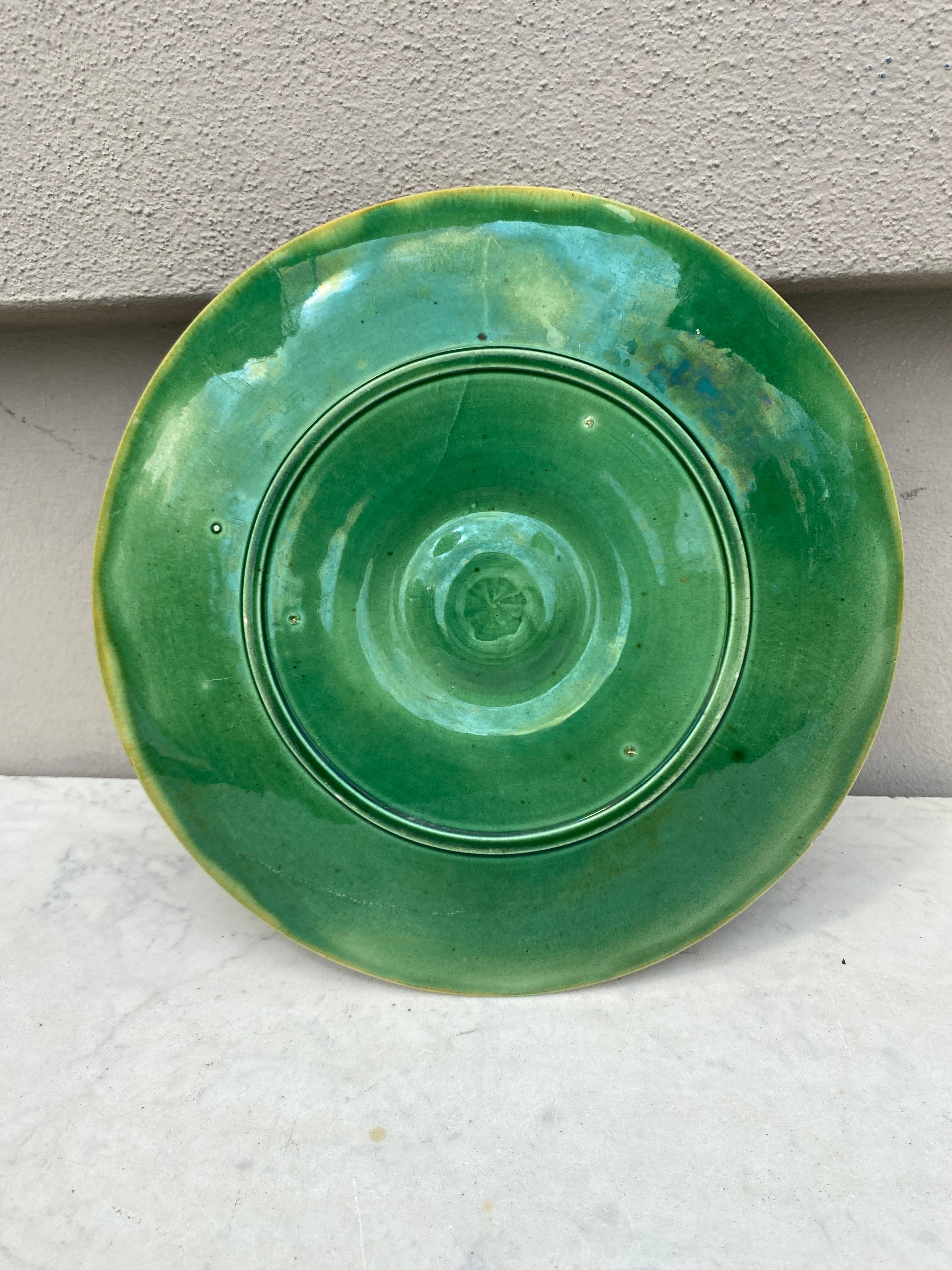 Rustic 19th Century Green & Yellow Majolica Oyster Plate For Sale