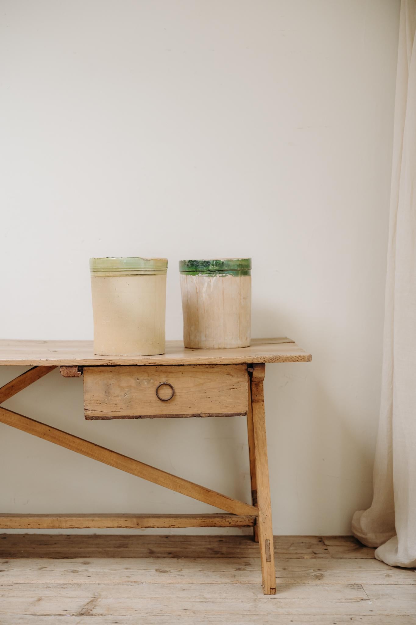 19th century greenglazed terra cotta vases For Sale 3