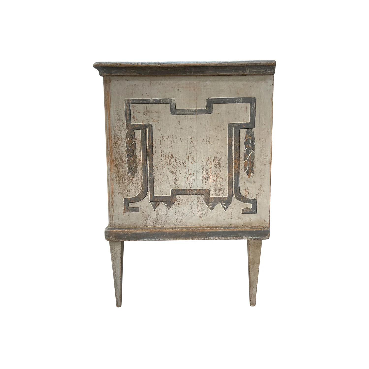 19th Century Grey German Single Biedermeier Pinewood Chest, Antique Commode In Good Condition For Sale In West Palm Beach, FL