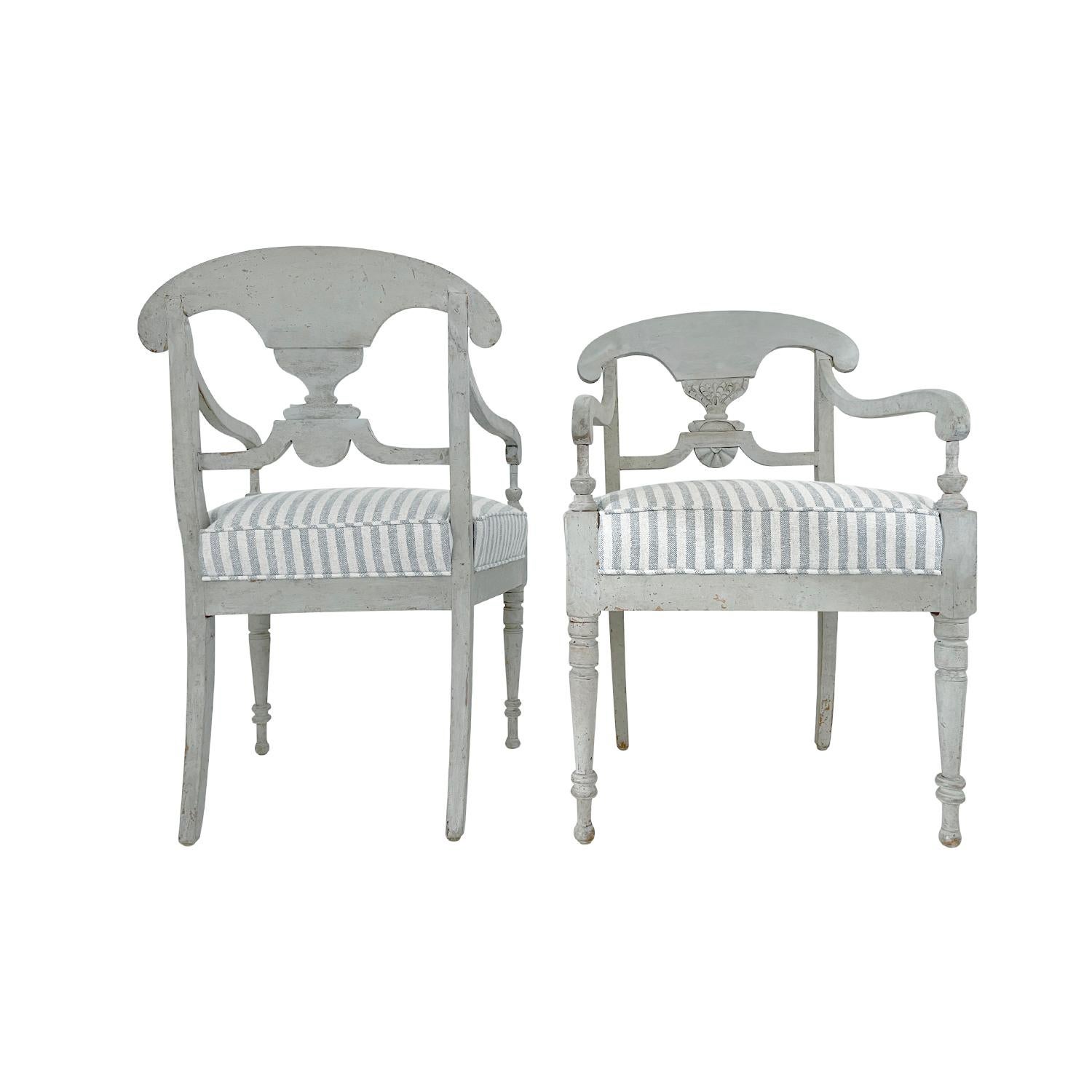 19th Century Grey Pair of Swedish Gustavian Armchairs - Antique Pine Side Chairs 1