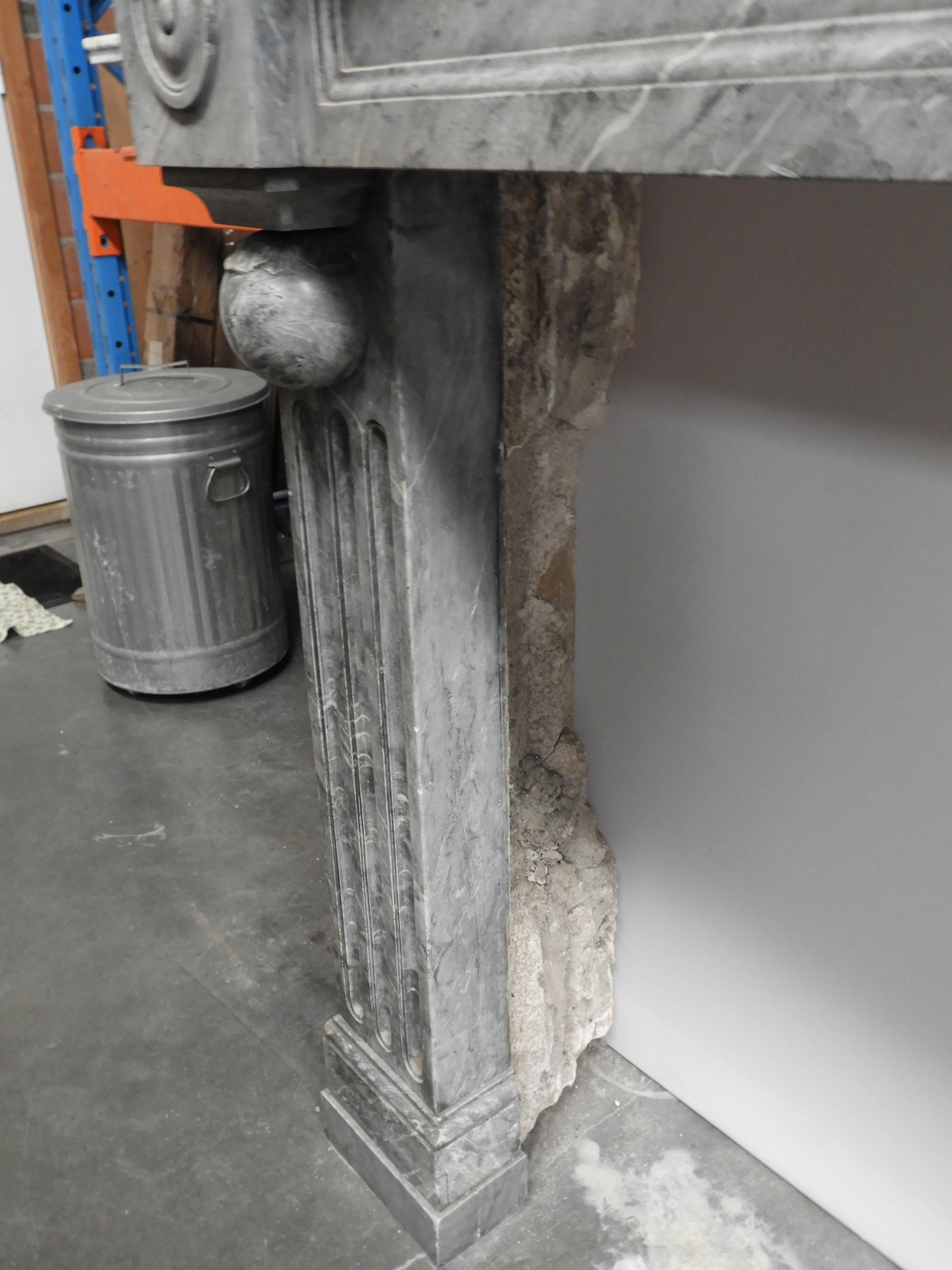19th Century Grey Solid Marble Fireplace For Sale 8