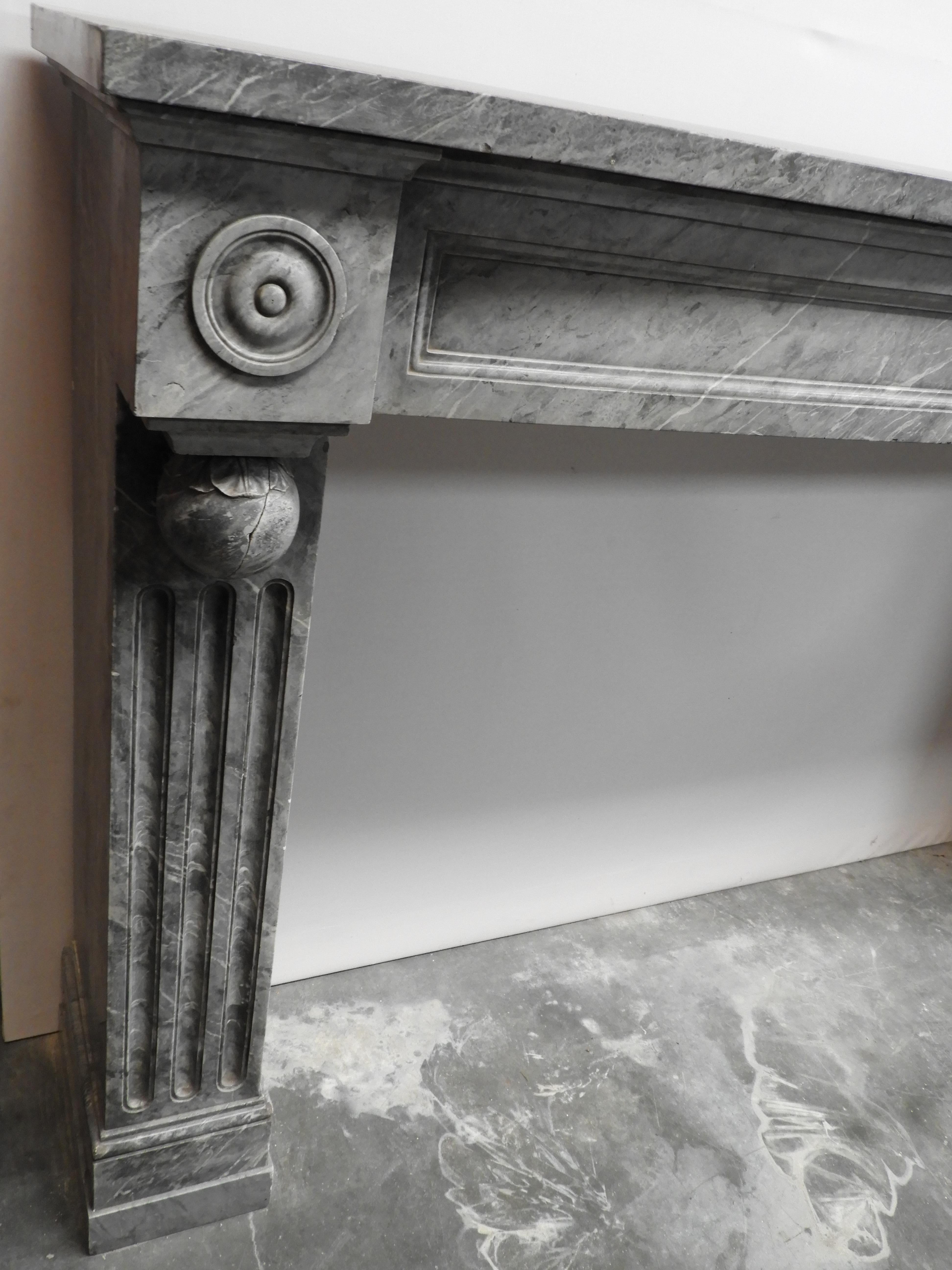 19th Century Grey Solid Marble Fireplace For Sale 4