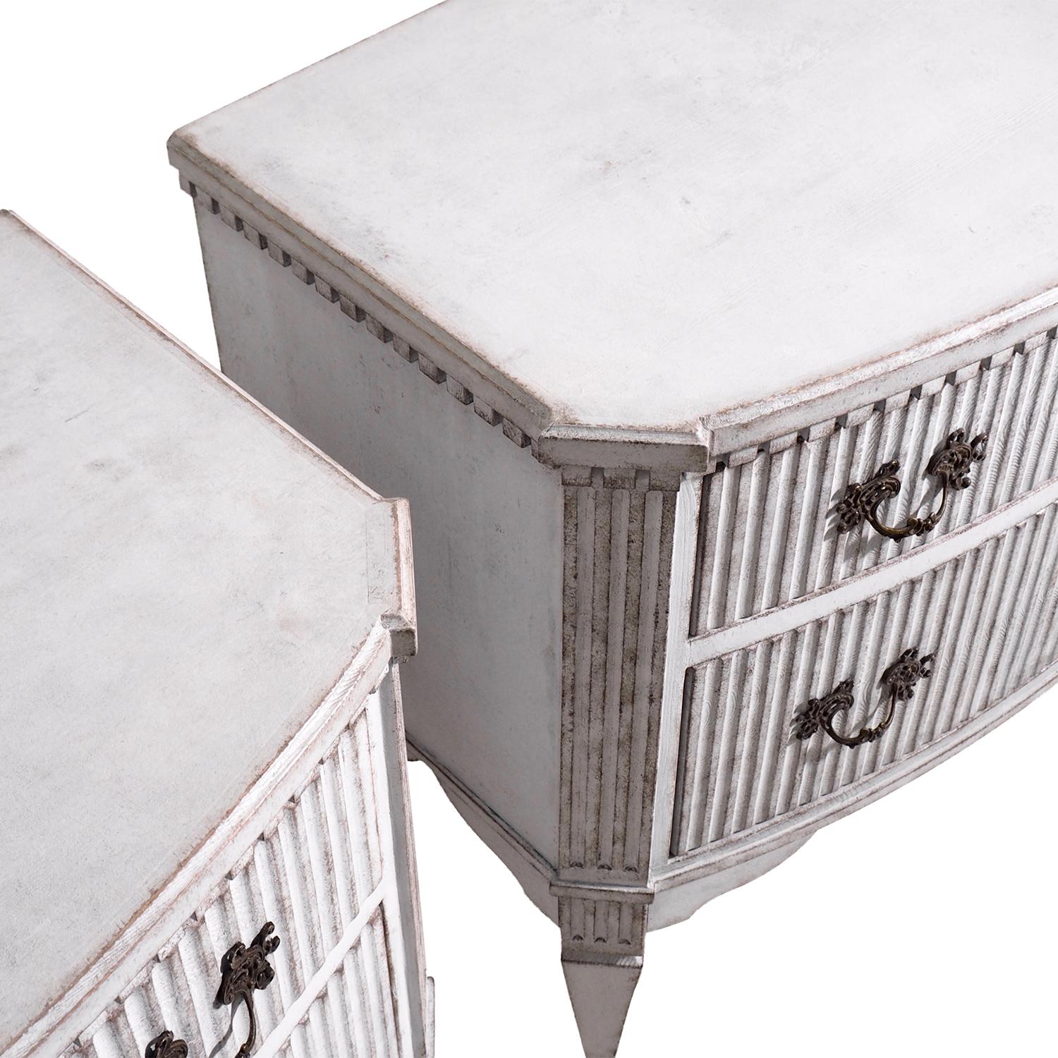 Hand-Carved 19th Century Grey Swedish Gustavian Pair of Pinewood, Chrome Chest of Drawers
