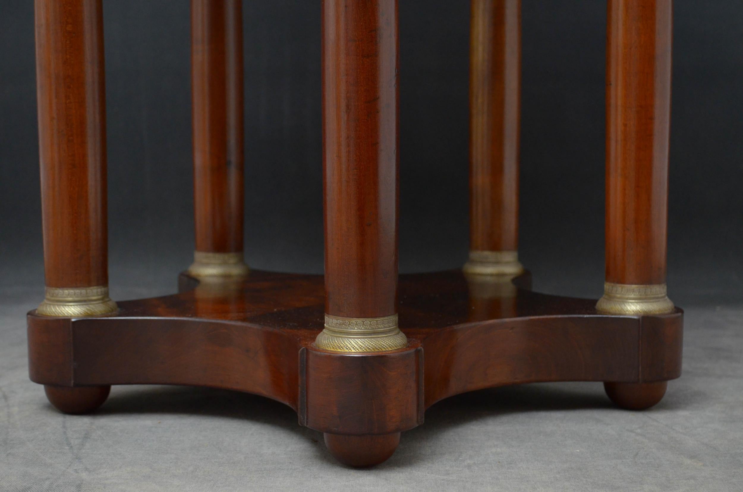 19th Century Gueridon Table in Mahogany For Sale 6