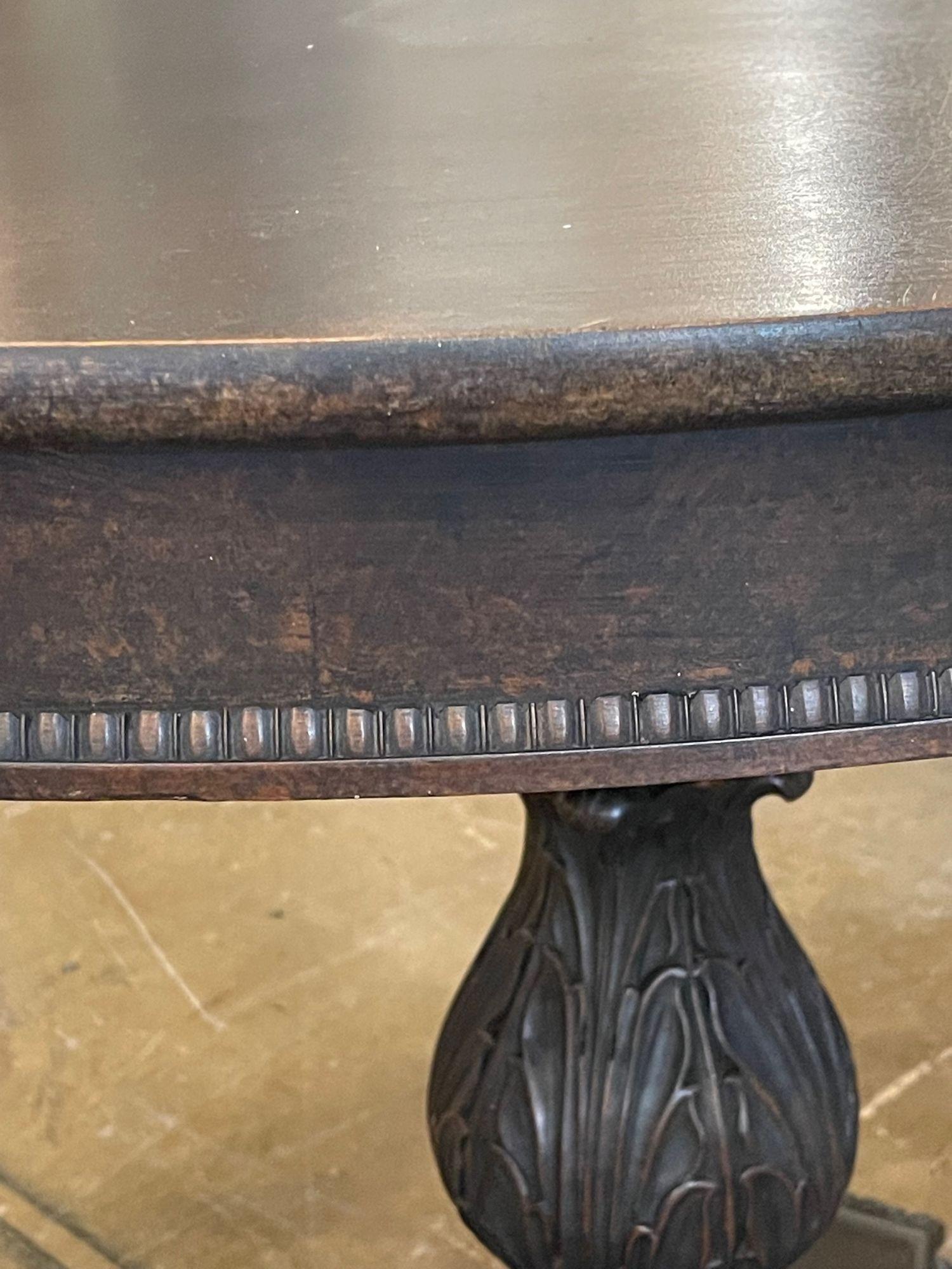 19th Century Gustavian Carved and Painted Occasional Table In Good Condition For Sale In Dallas, TX