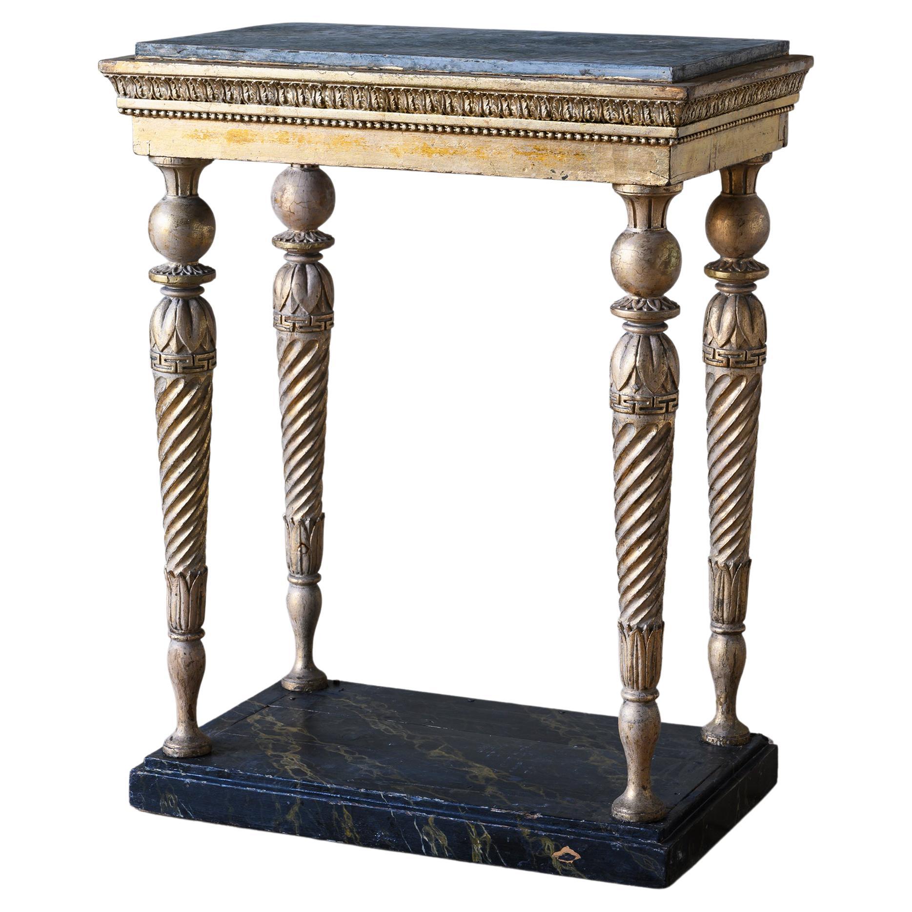 Table console gustavienne du XIXe siècle