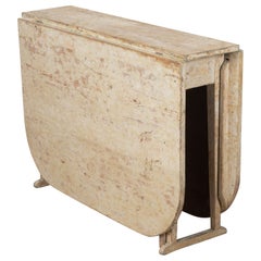 19th Century Gustavian Drop Leaf Dining Table