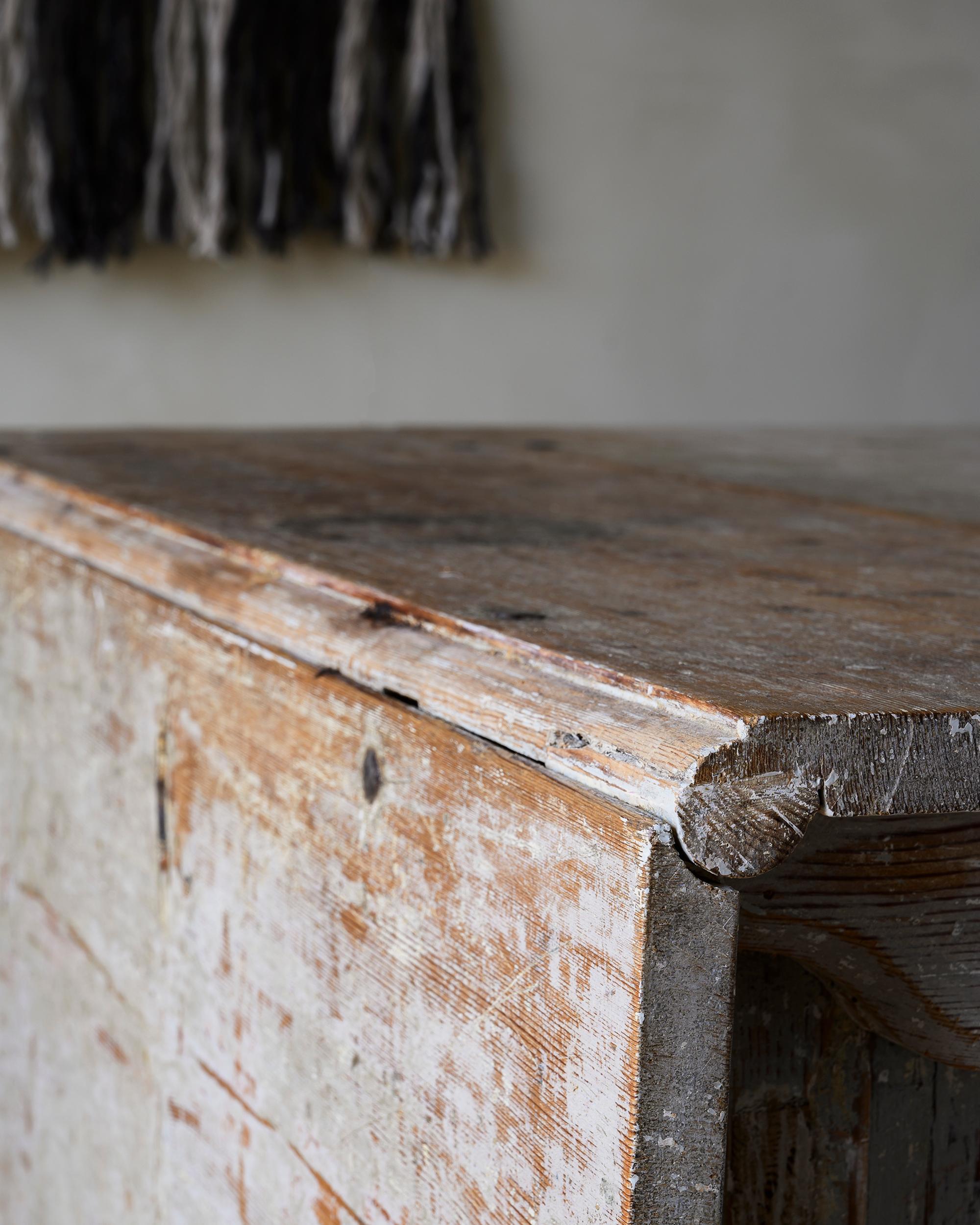Hand-Crafted 19th Century Gustavian Drop Leaf Table For Sale