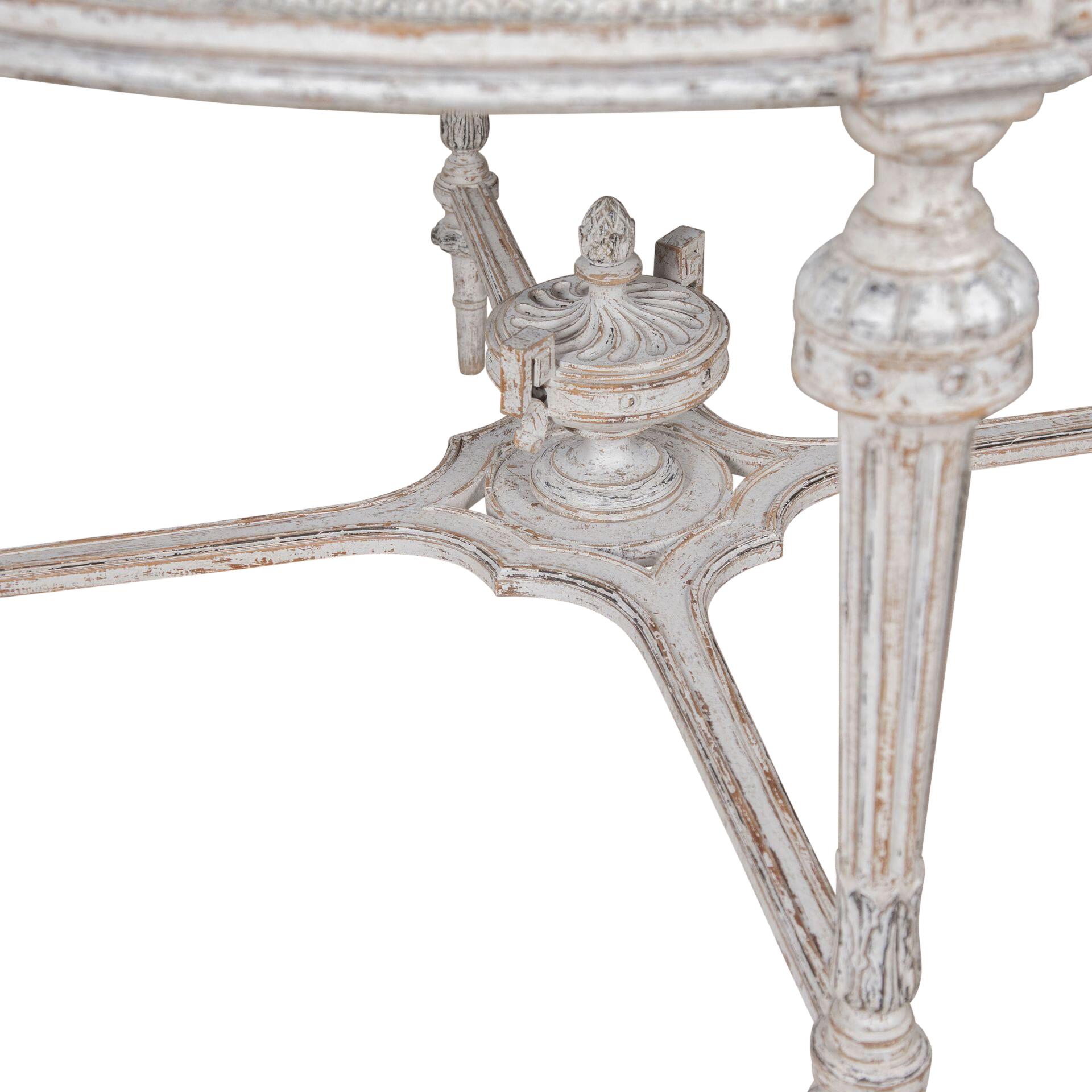 Swedish 19th Century Gustavian Style Round Table For Sale