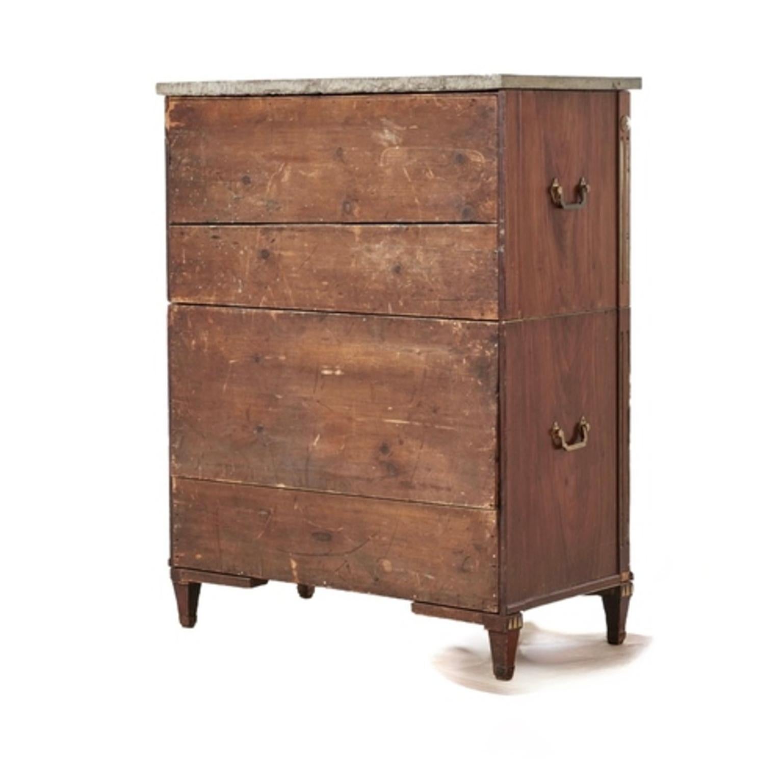 19th Century Gustavian Style  Walnut Secretaire Avatant For Sale 15