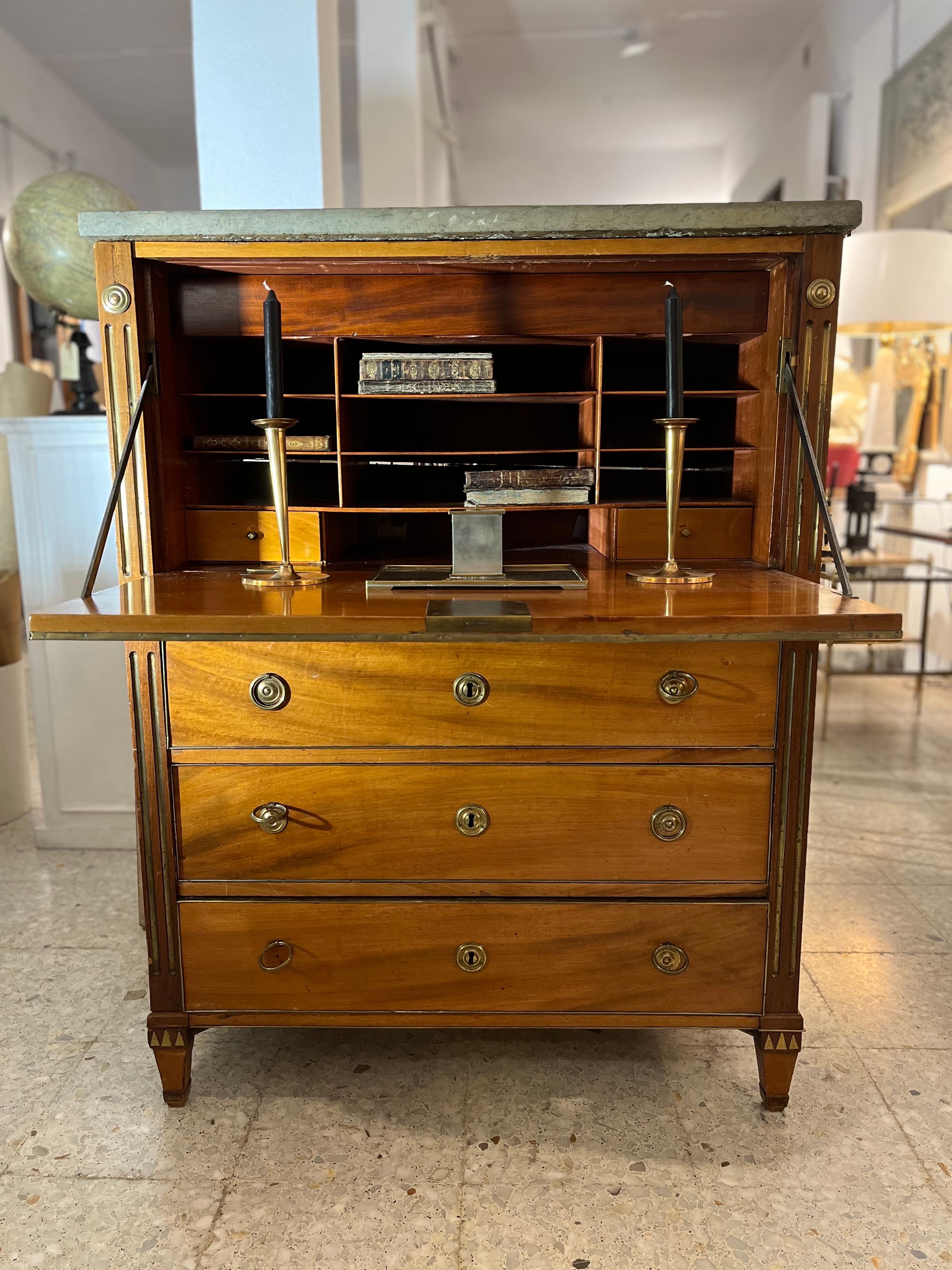 Swedish 19th Century Gustavian Style  Walnut Secretaire Avatant For Sale