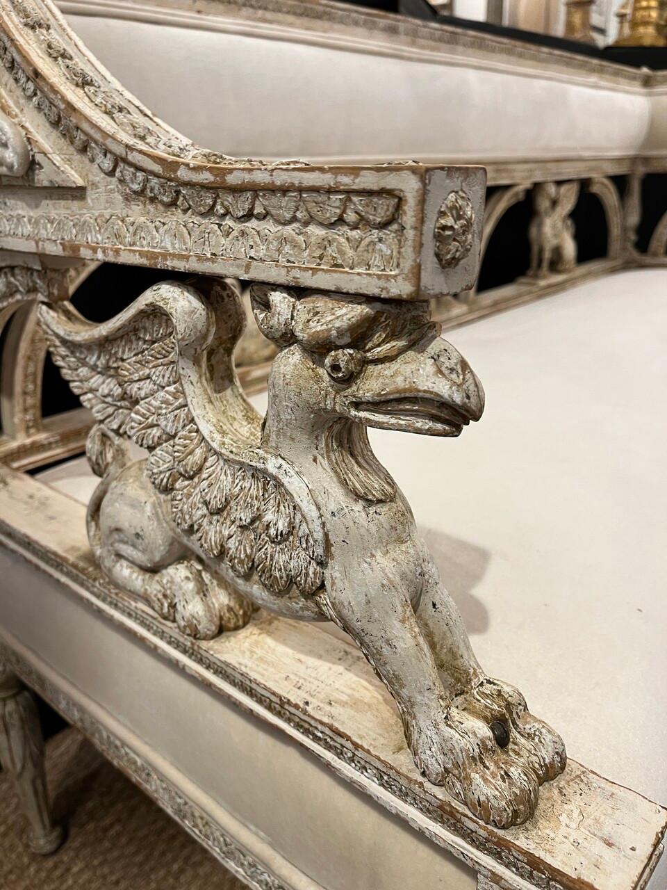 Sculpté Canapé-lit suédois gustavien du XIXe siècle en vente