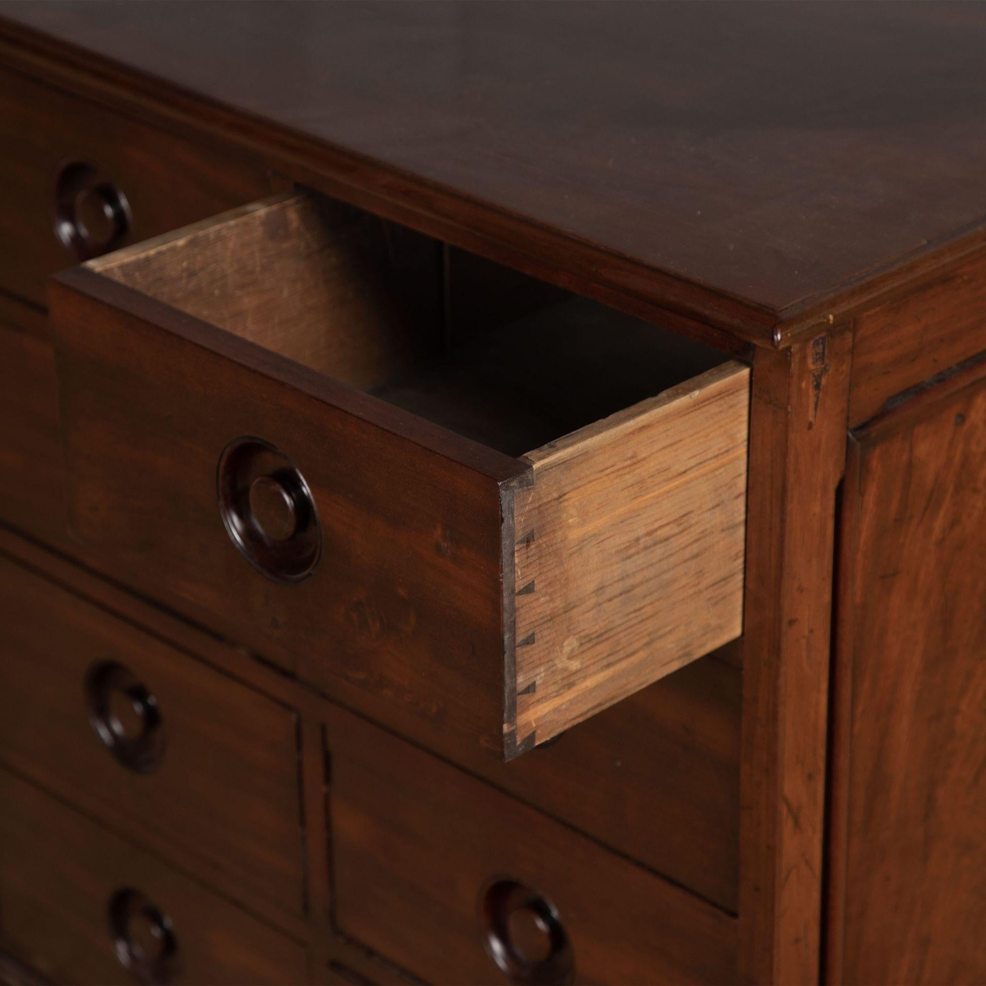 19th Century Haberdasher's Chest In Good Condition In Gloucestershire, GB